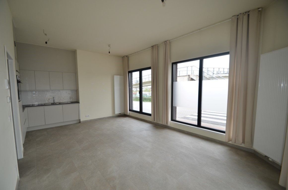 Gelijkvloers appartement met 2 slpks foto 2