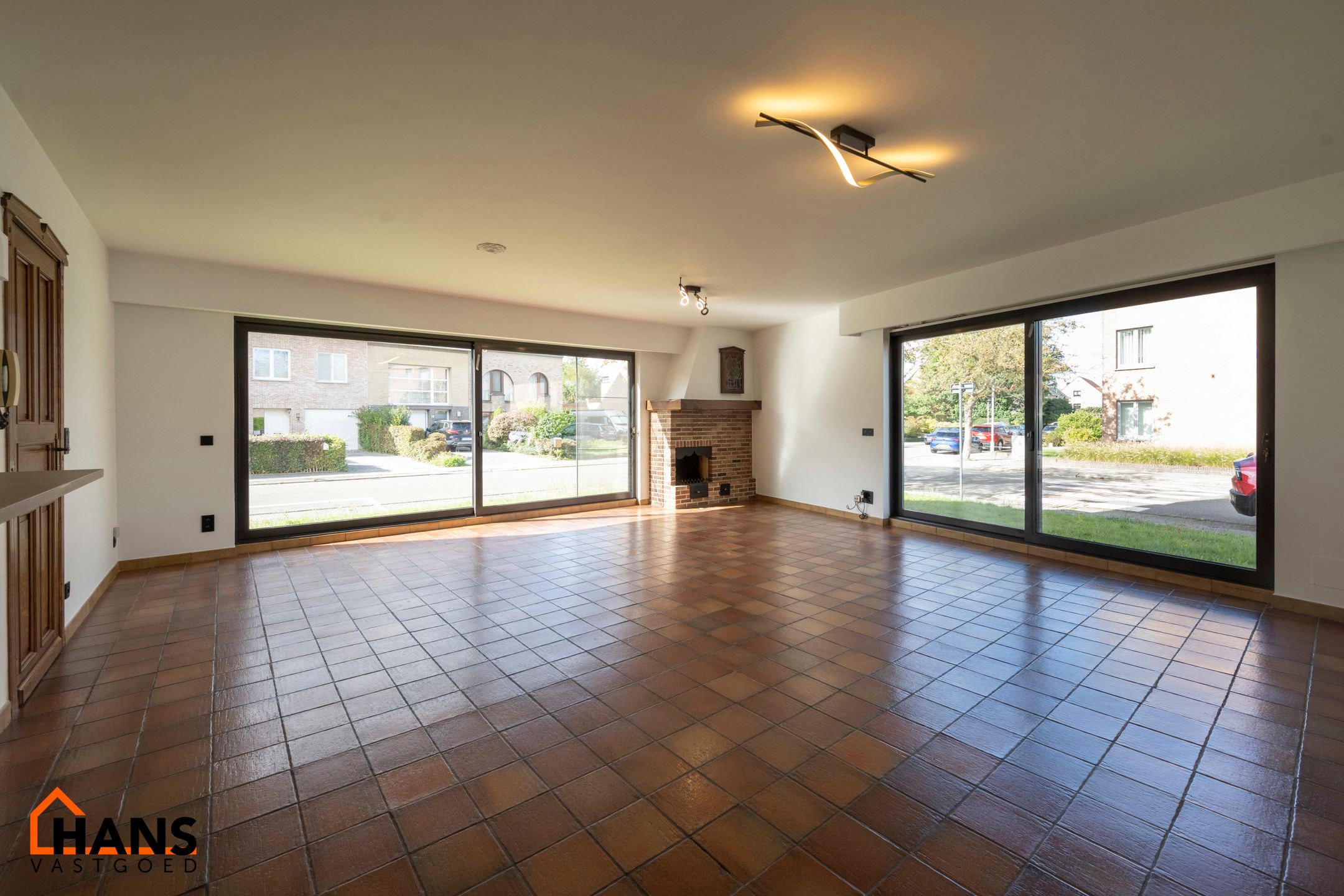 Gelijkvloersappartement deels gerenoveerd. foto 4