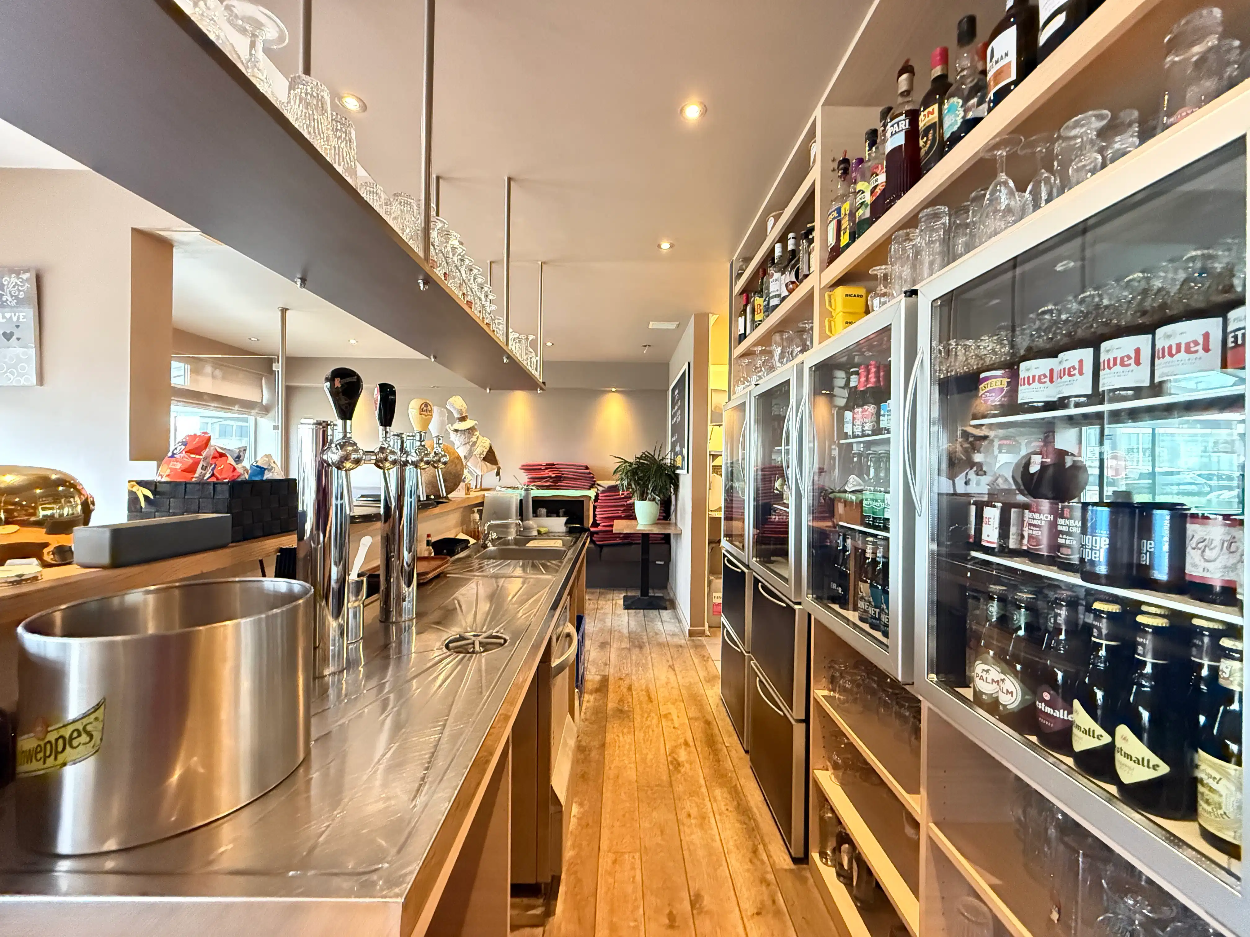 Brasserie "Aldis" op zeedijk foto 9