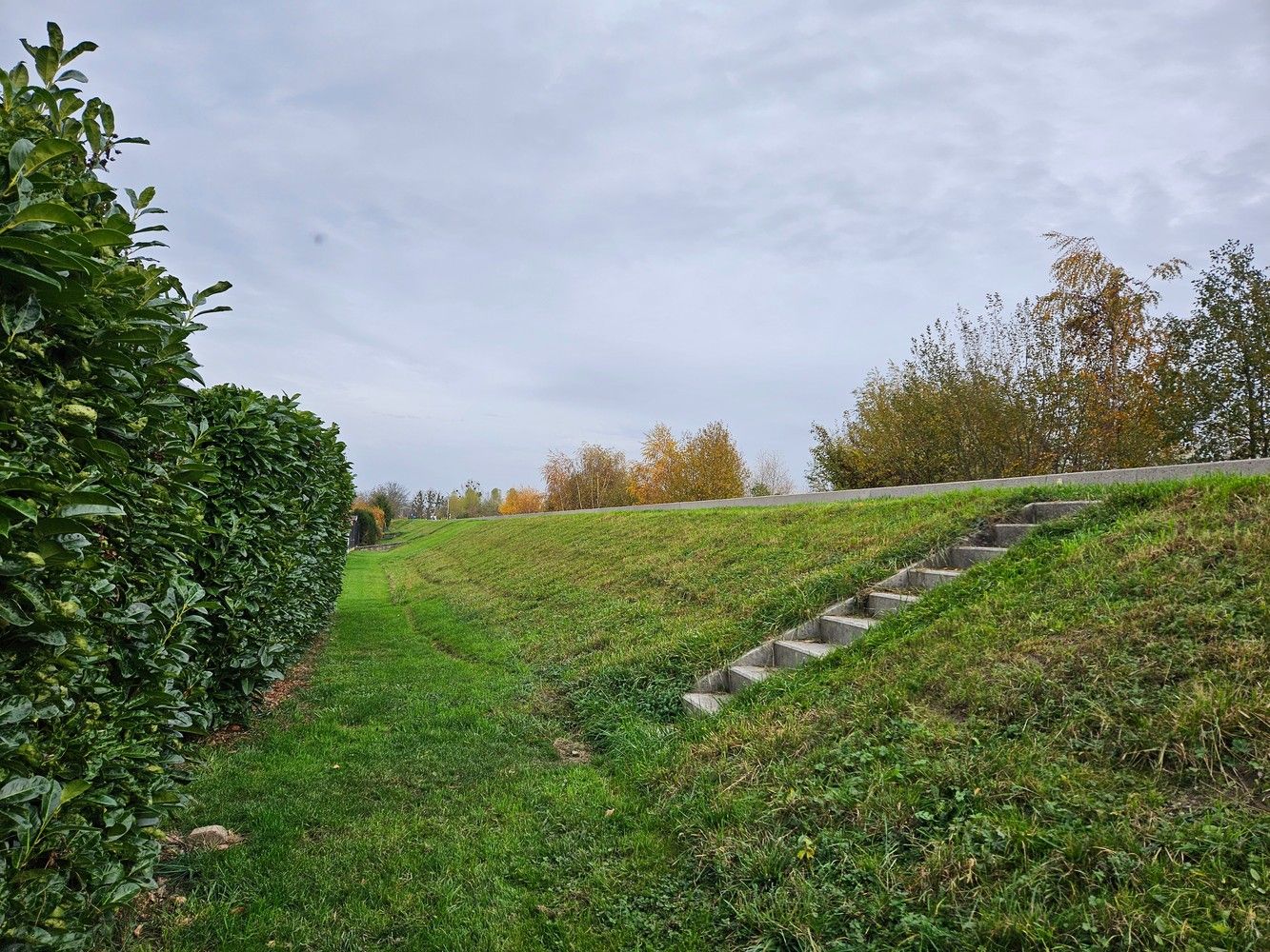 Gerenoveerd appartement met 3 slaapkamers, 2 terrassen en garage in Uikhoven aan de Maas! foto 20