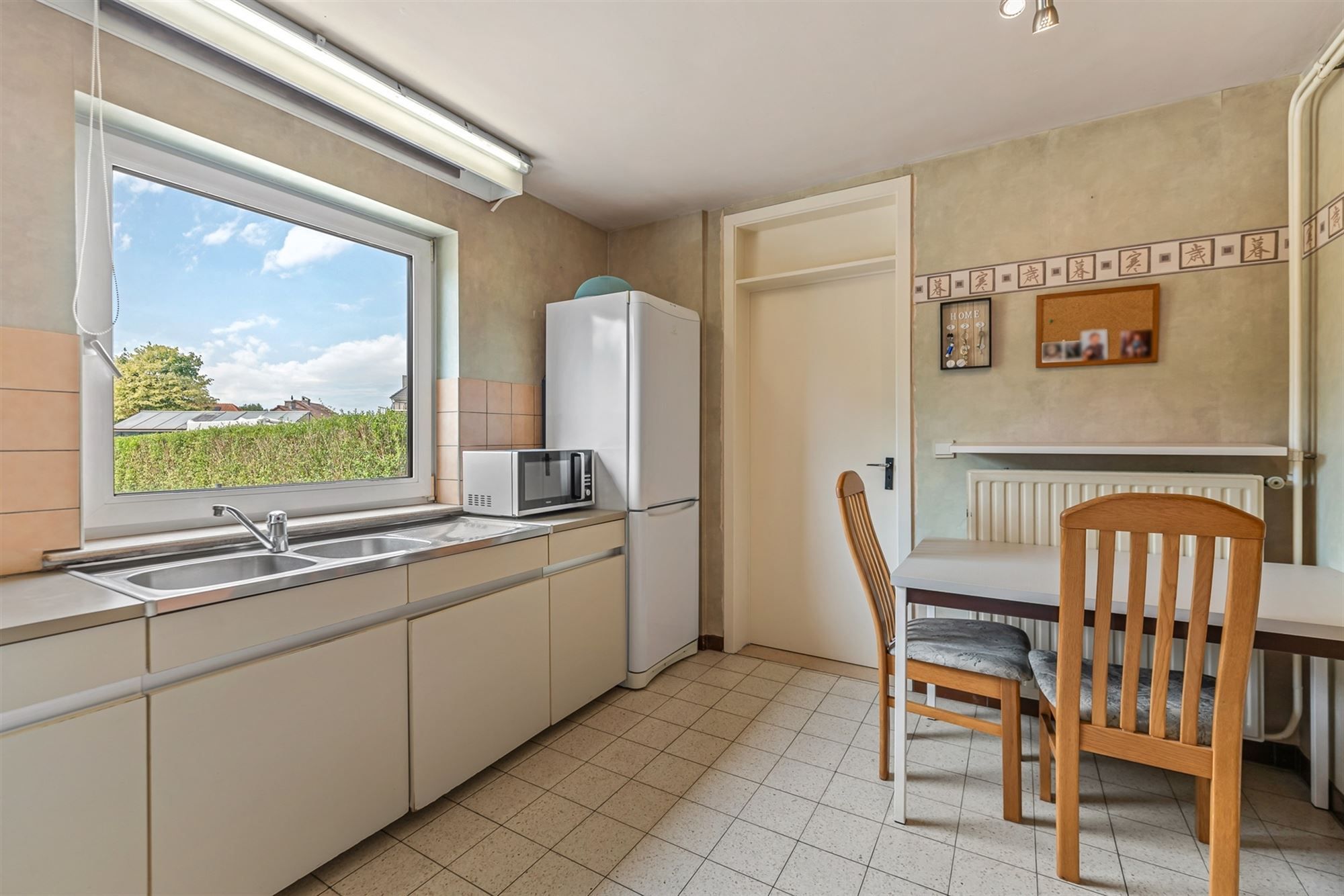 OP TE FRISSEN WONING MET 3 SLAAPKAMERS TE PAAL foto 10