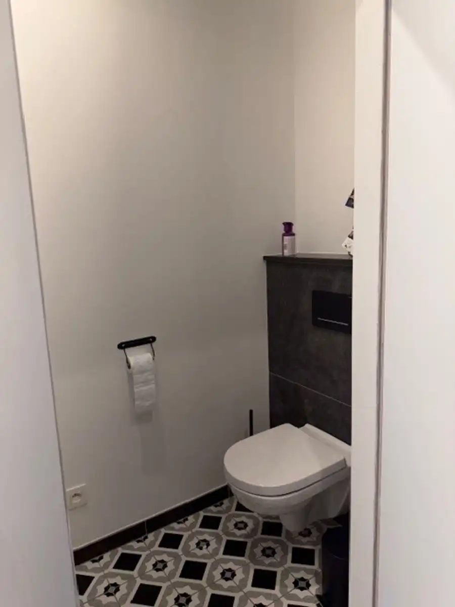 Totaal gerenoveerde en energiezuinige woning met tuin. foto 7