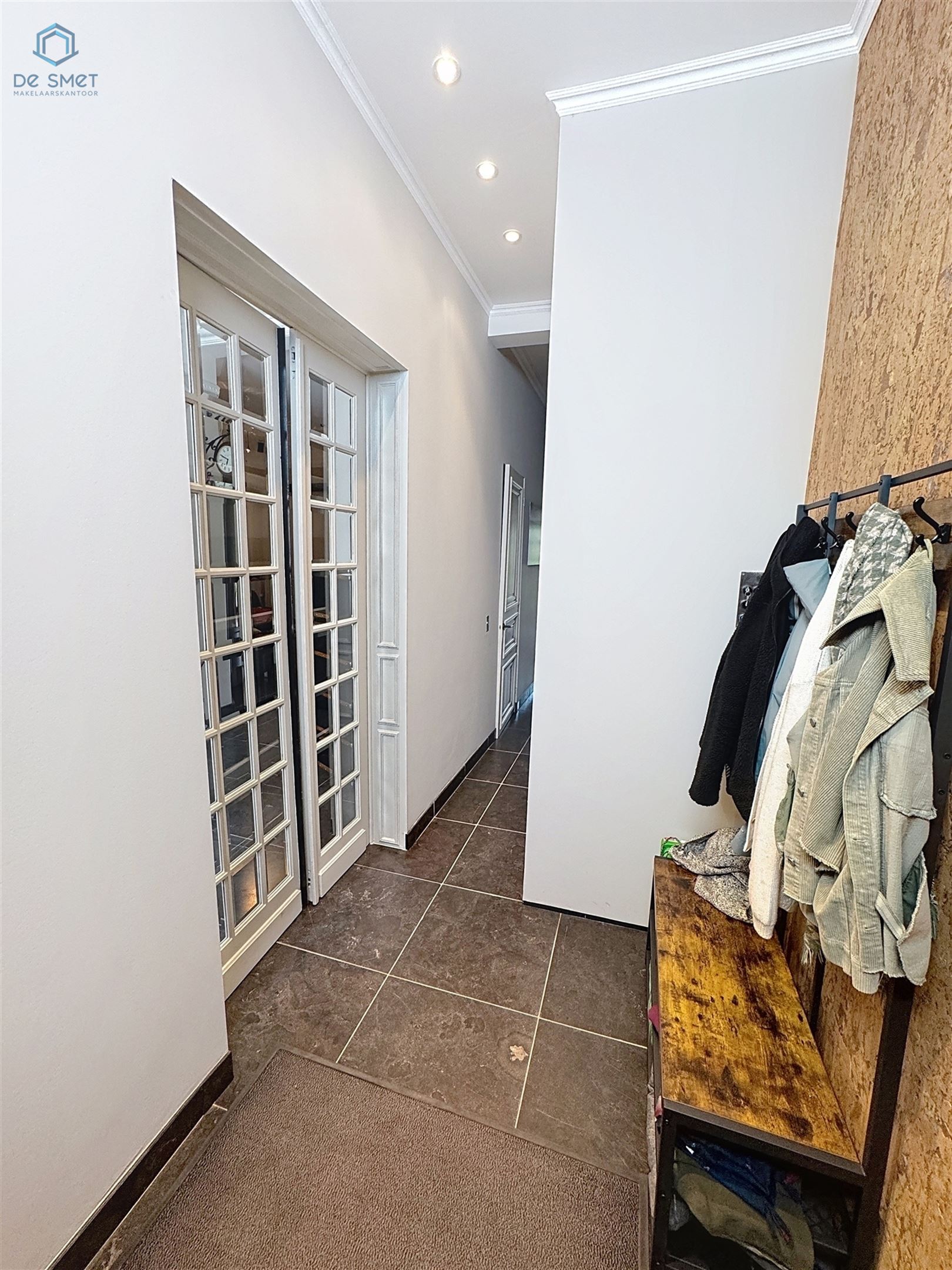 Luxe afgewerkte woning met 5 slaapkamers, lift en prachtig zicht op de jachthaven van Geraardsbergen foto 7