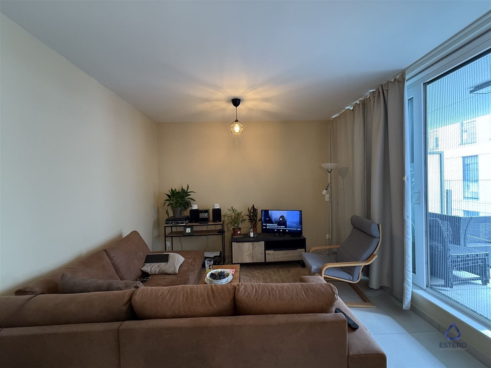 Mooi afgewerkt nieuwbouwappartement met 2 slaapkamers foto 9