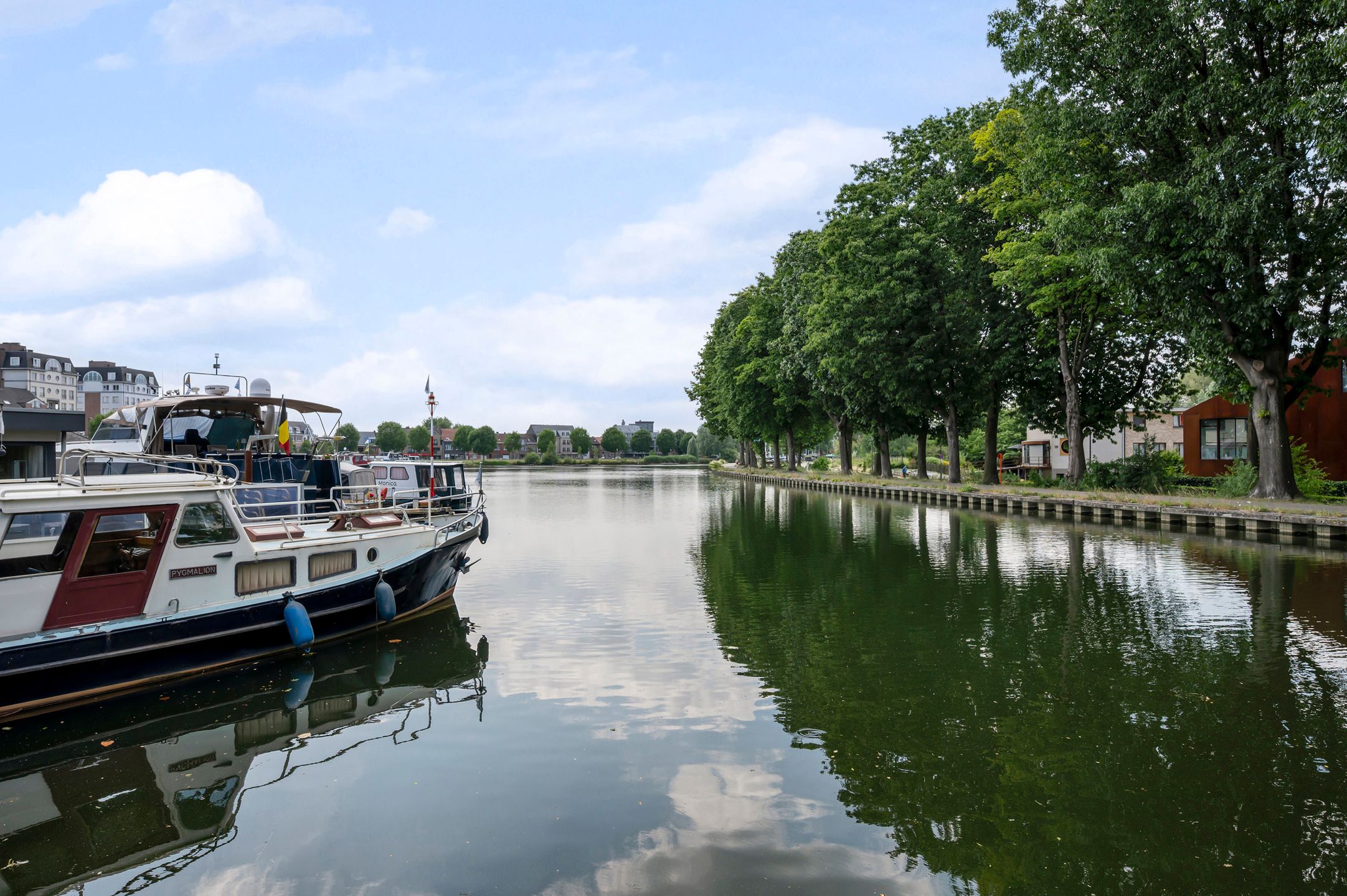 Karakteristiek loft appartement van 150m² aan de Jachthaven! foto 17