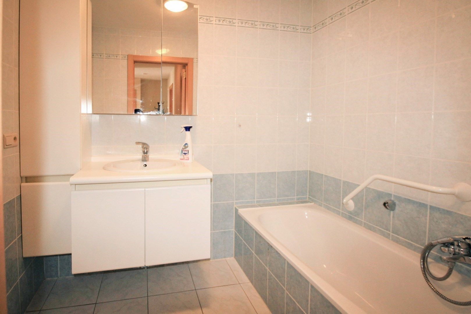 Ruim appartement met zuidgericht terras foto 8