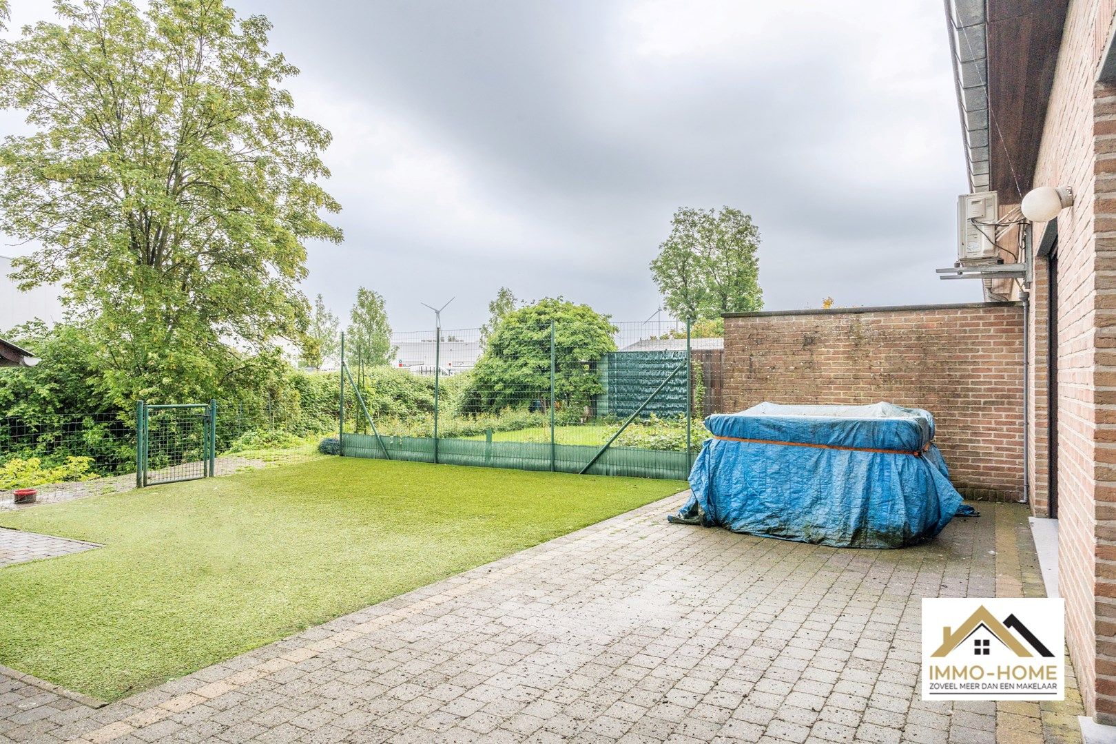 Recente woning in rustige buitenwijk van Gent te Wondelgem foto 22