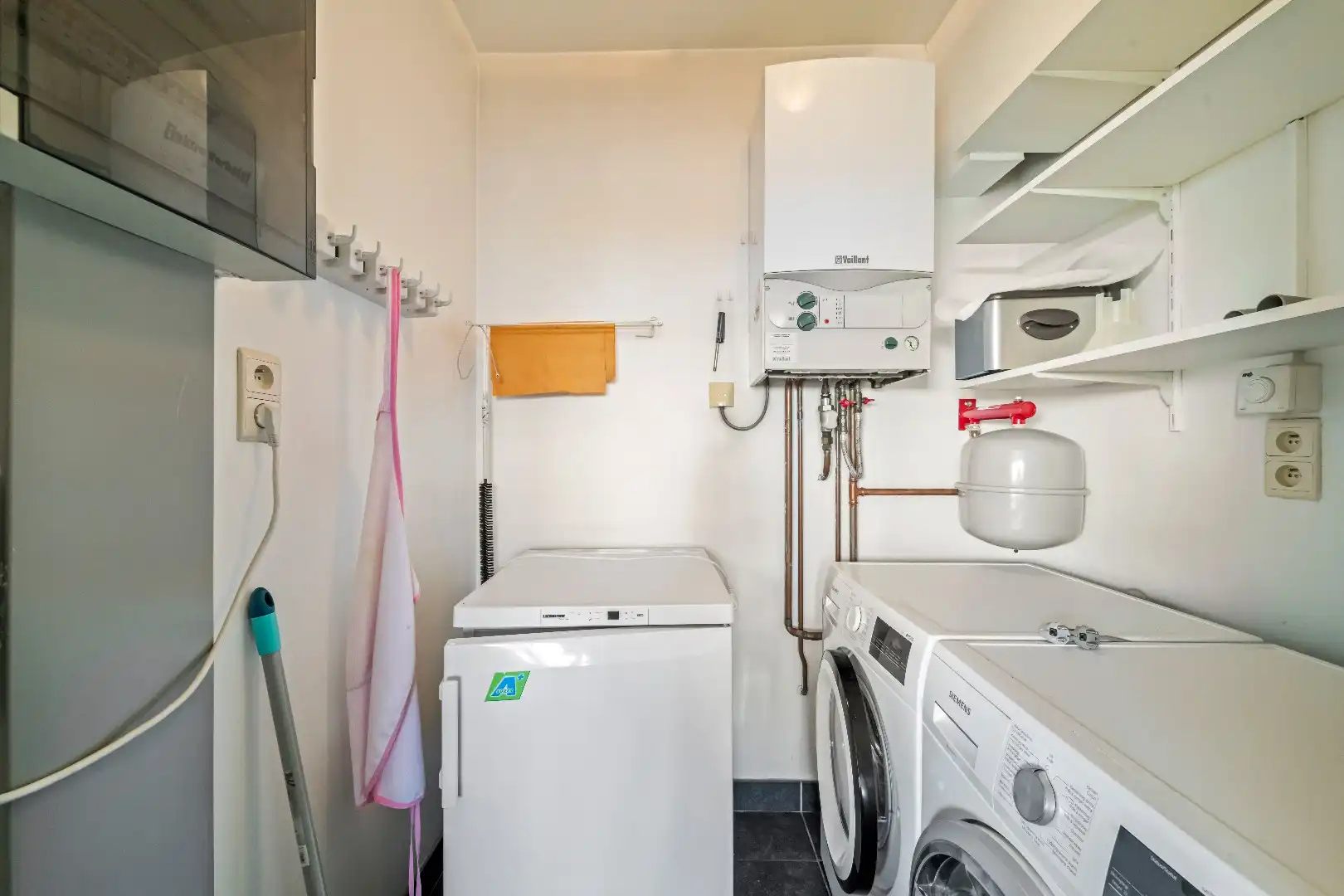 Ruim appartement + GARAGEBOX foto 11