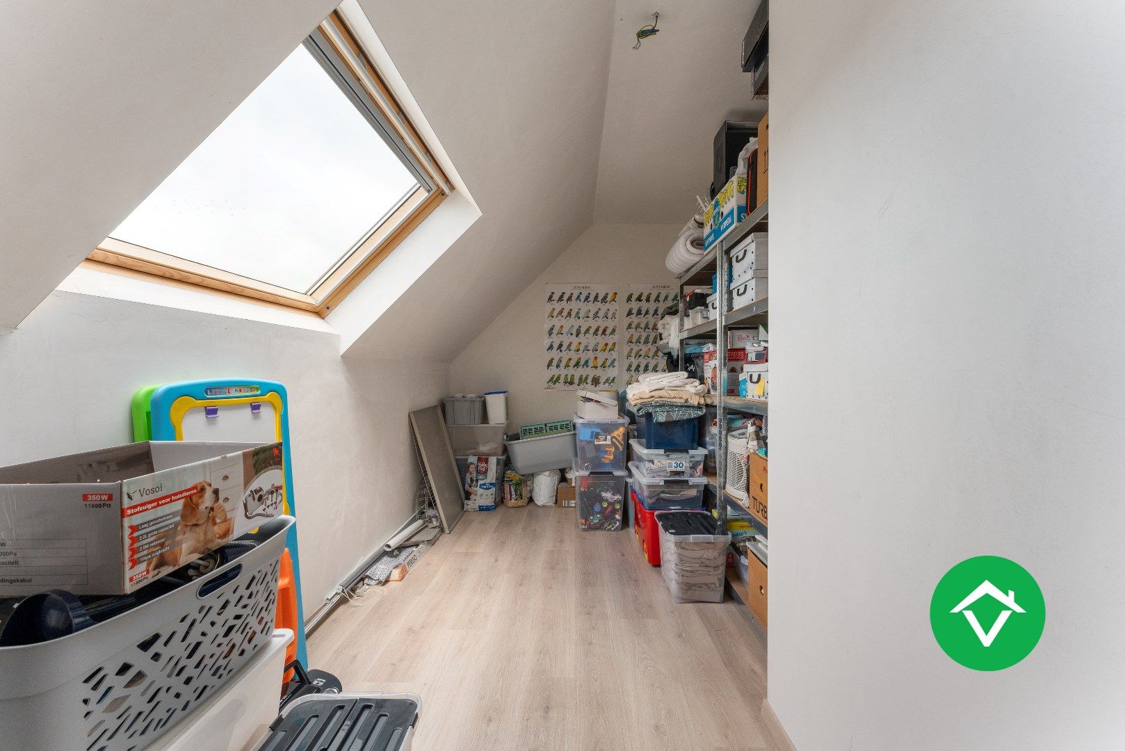 Instapklare, recente woning (2018) met 4 slaapkamers en garage in hartje Koekelare. foto 14