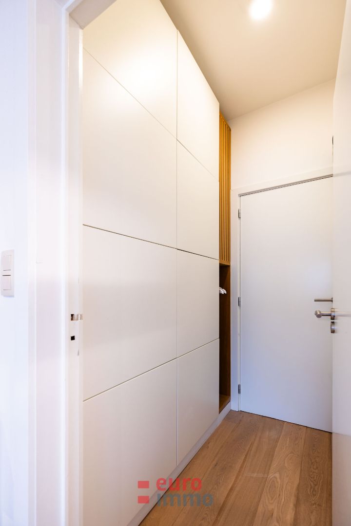 Zéér centraal doch rustig gelegen, gerenoveerde studio. foto 8