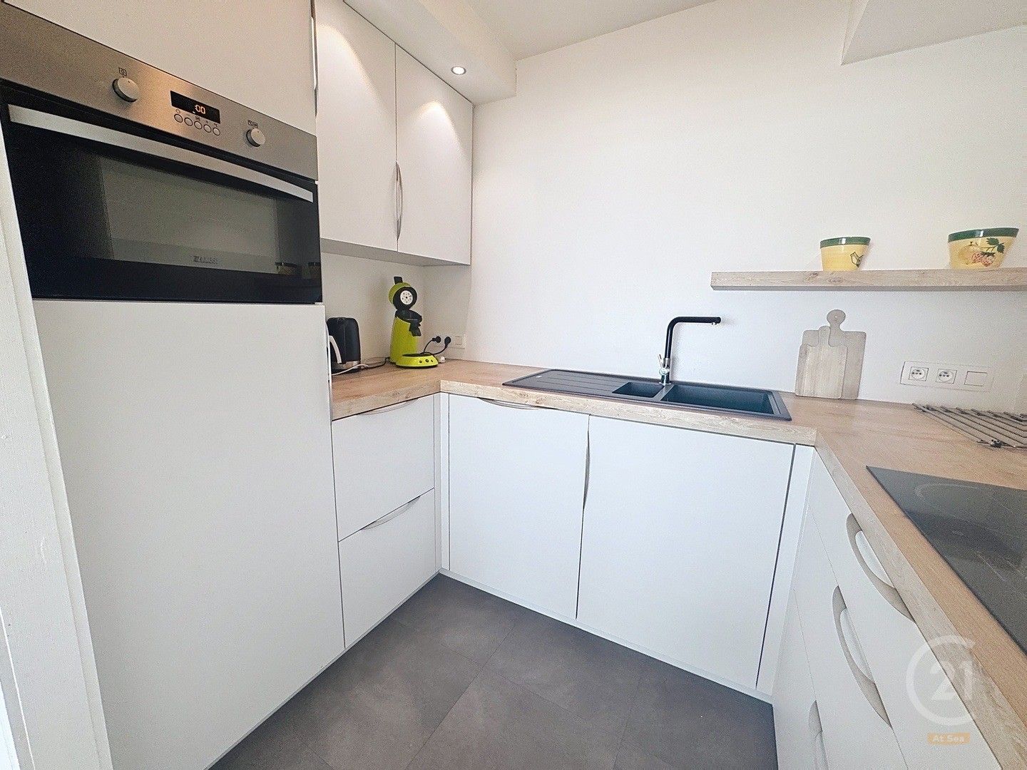 Appartement met 2 slaapkamers én zeezicht! foto 9
