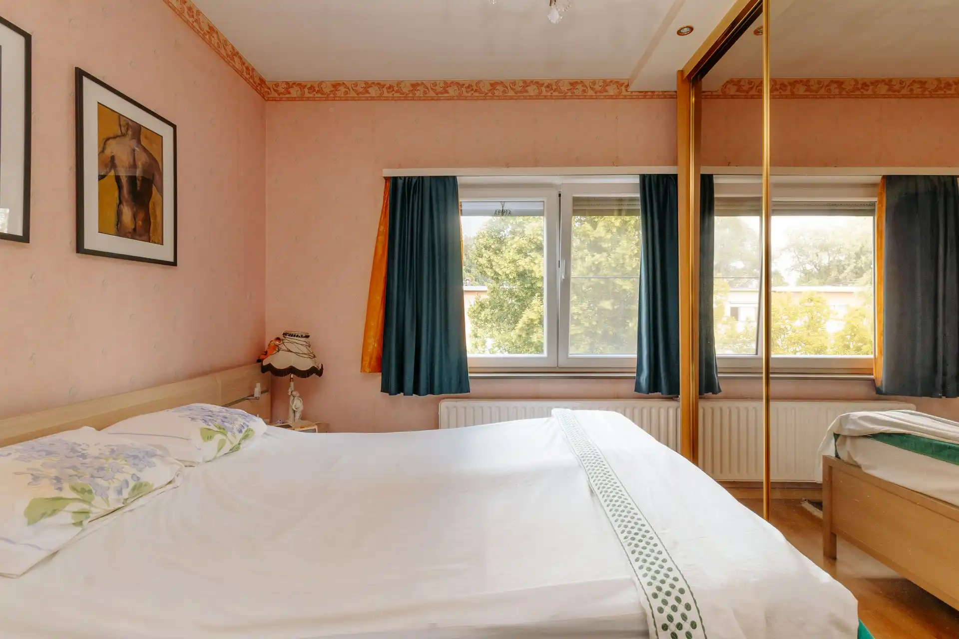Bel-etagewoning vol karakter en potentieel in Wilrijk! foto 12