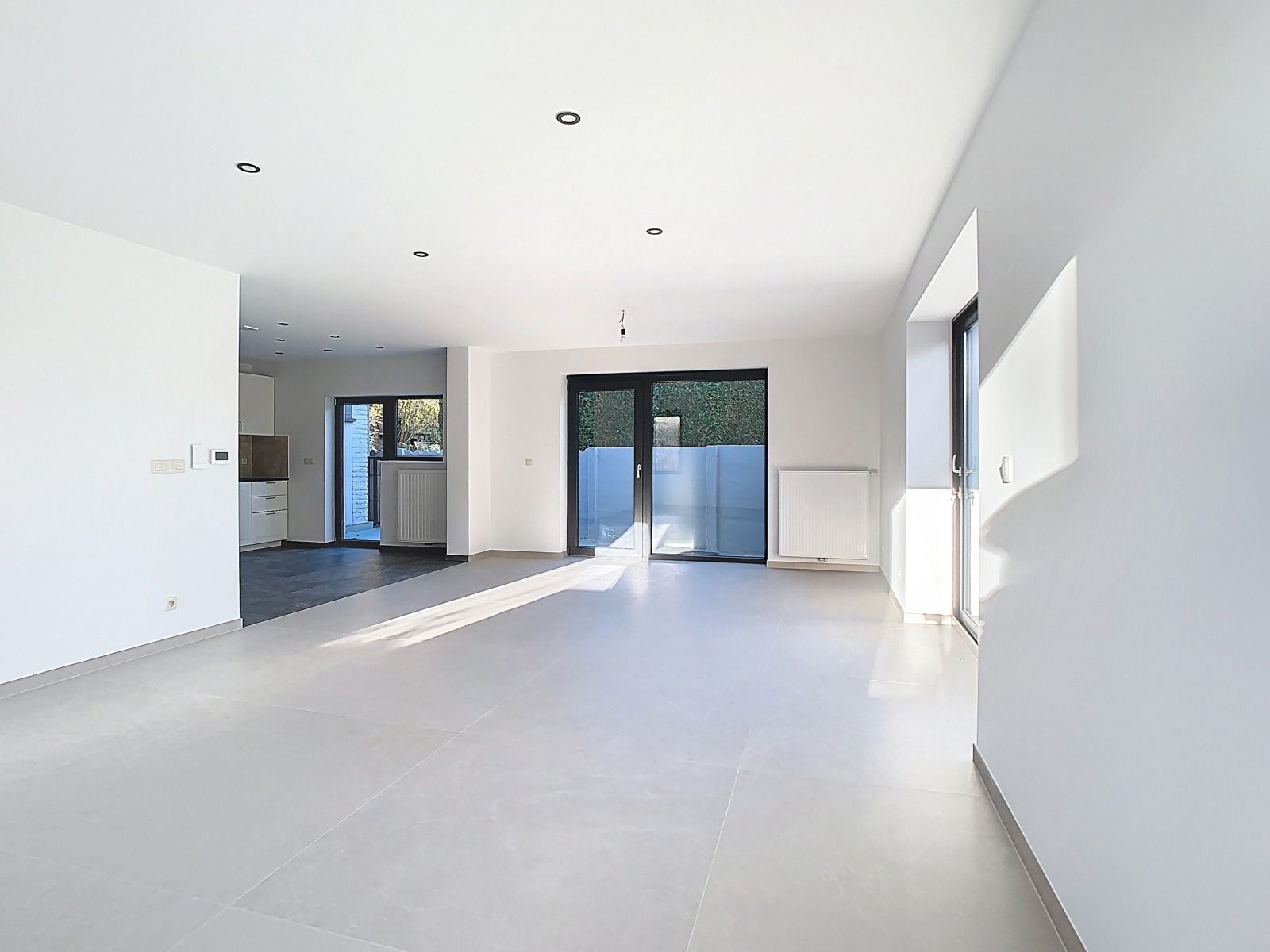 Stijlvol gerenoveerde woning (EPC A), instapklaar! foto 5