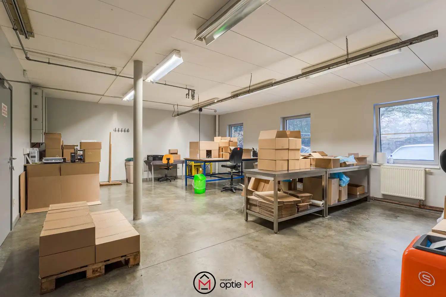 Industriepand te koop in Dilsen-Stokkem (Rotem) – ruime ateliers, kantoren en uitstekende bereikbaarheid foto 3