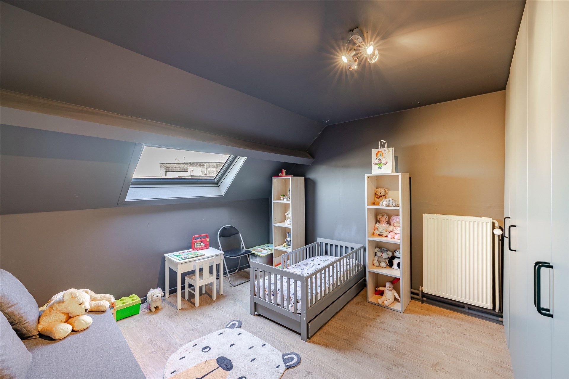 Prachtig winkelpand met duplex op groot perceel foto 19