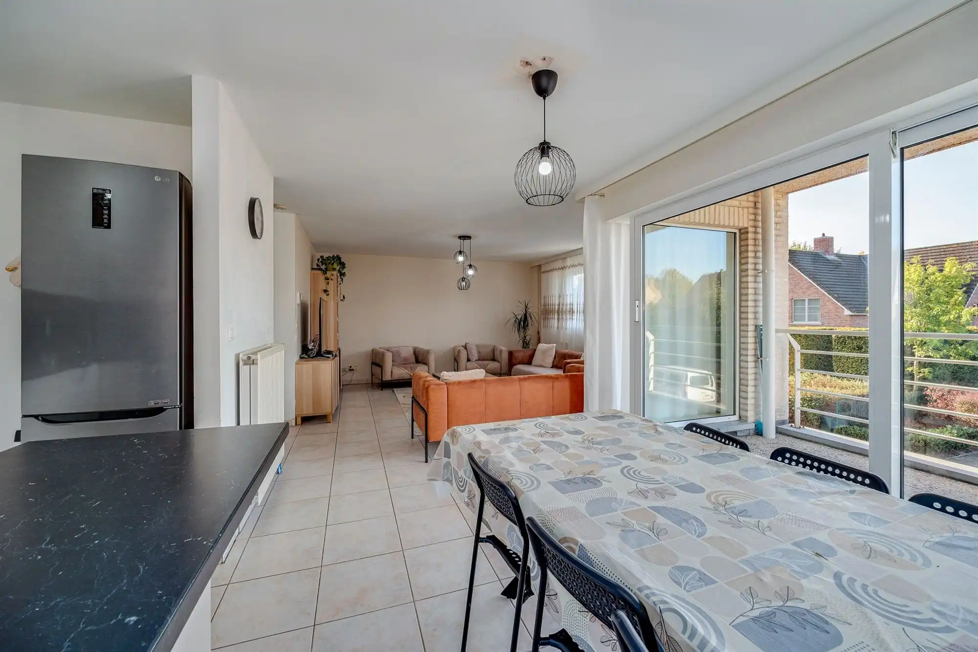Ruim3-slpk appartement met terras en P foto 9