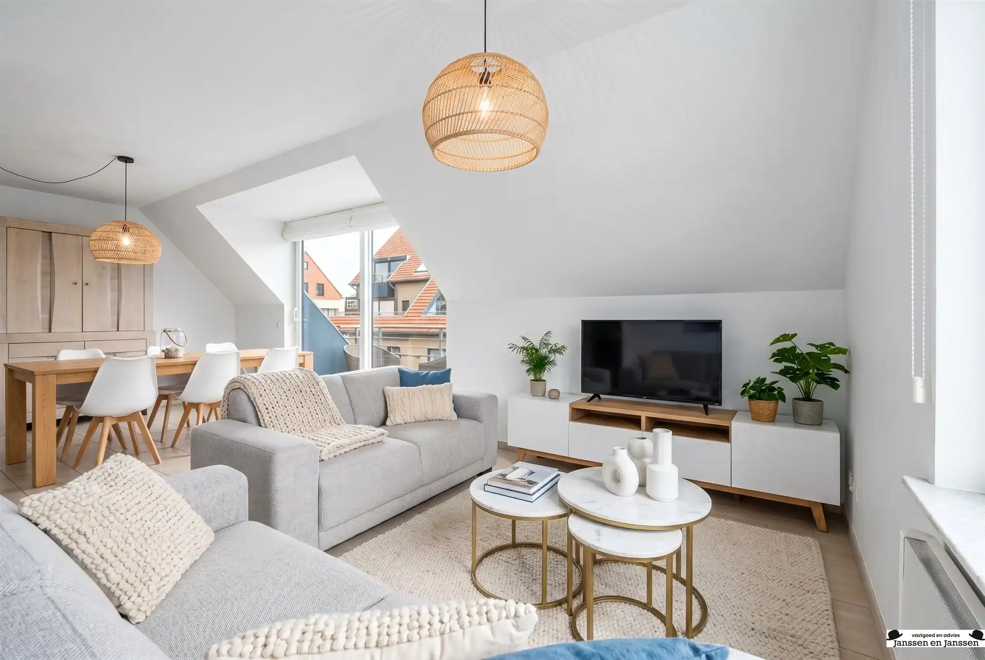 Duplex appartement met ondergrondse parking nabij het strand foto 6