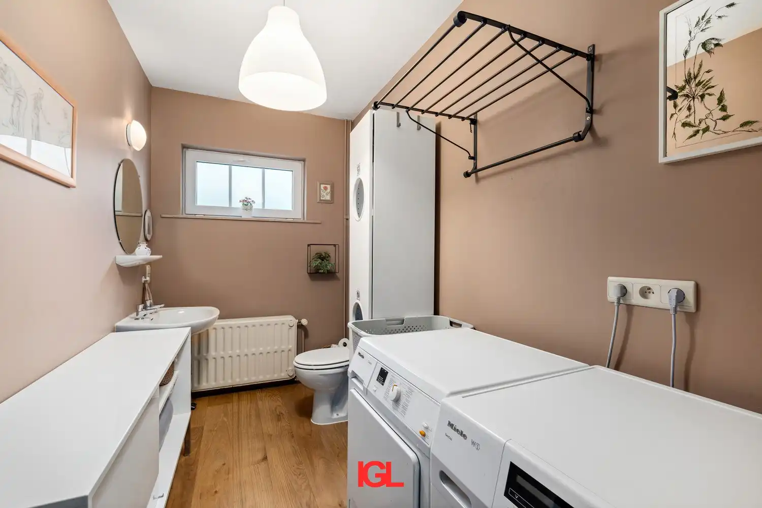 Instapklare villa met 4 slaapkamers en prachtige tuin in residentiële wijk van Sint-Pieters-Leeuw foto 21