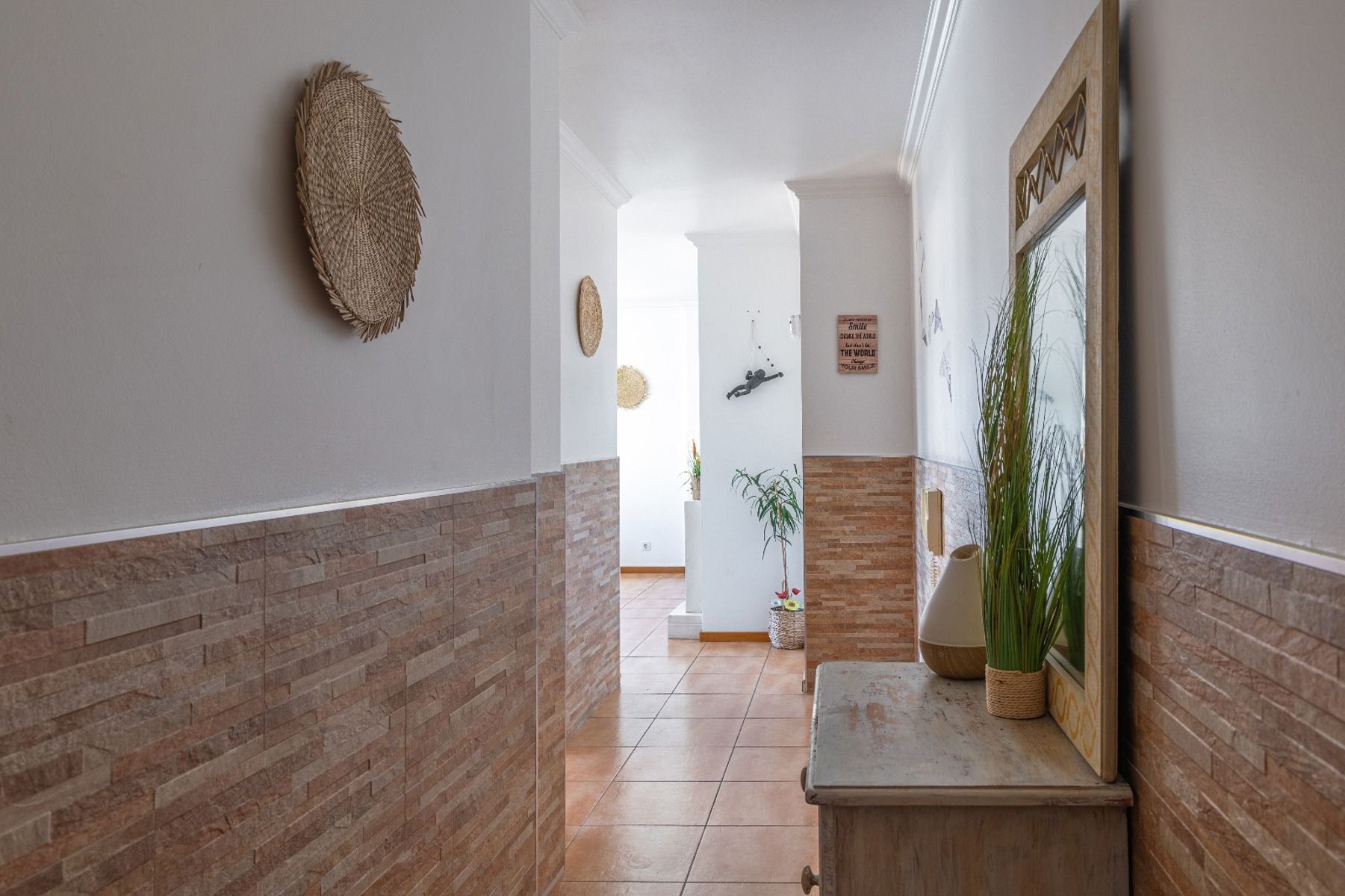 Wonen in het hart van Sítio da Nazaré – met eigen garage! foto 9