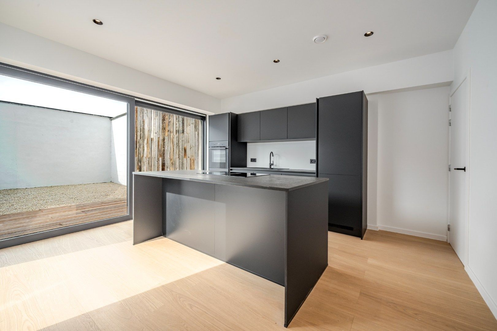 Riante stadswoning in centrum Maldegem foto 7