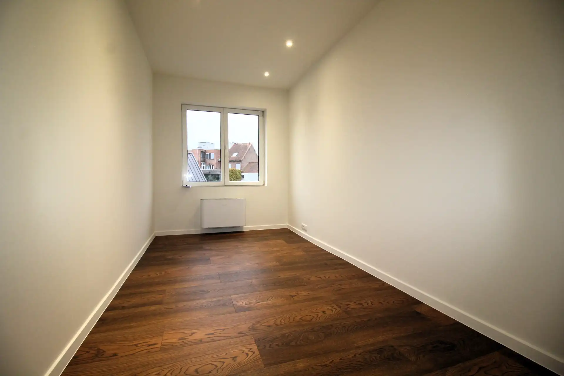 Gerenoveerde woning met 3 slaapkamers in Kortrijk foto 8