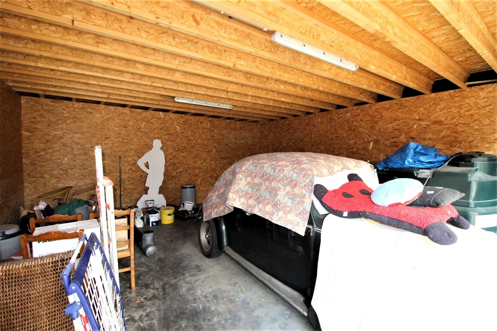 Rustig gelegen, alleenstaande woning met prachtige tuin foto 23