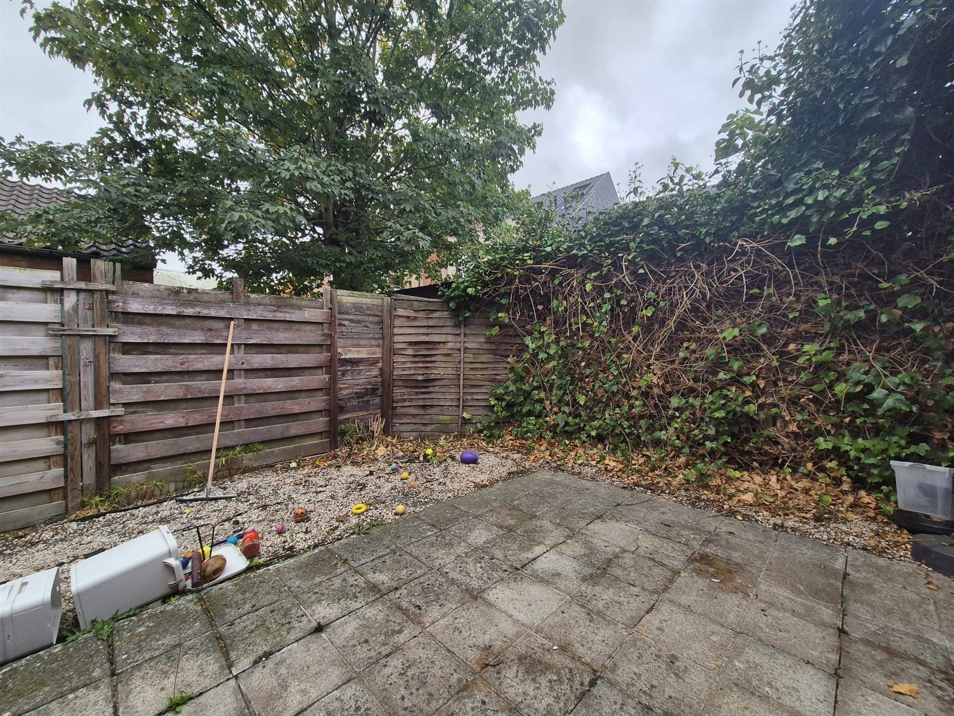 Centraal gelegen 2 slaapkamer woning met koer. foto 13