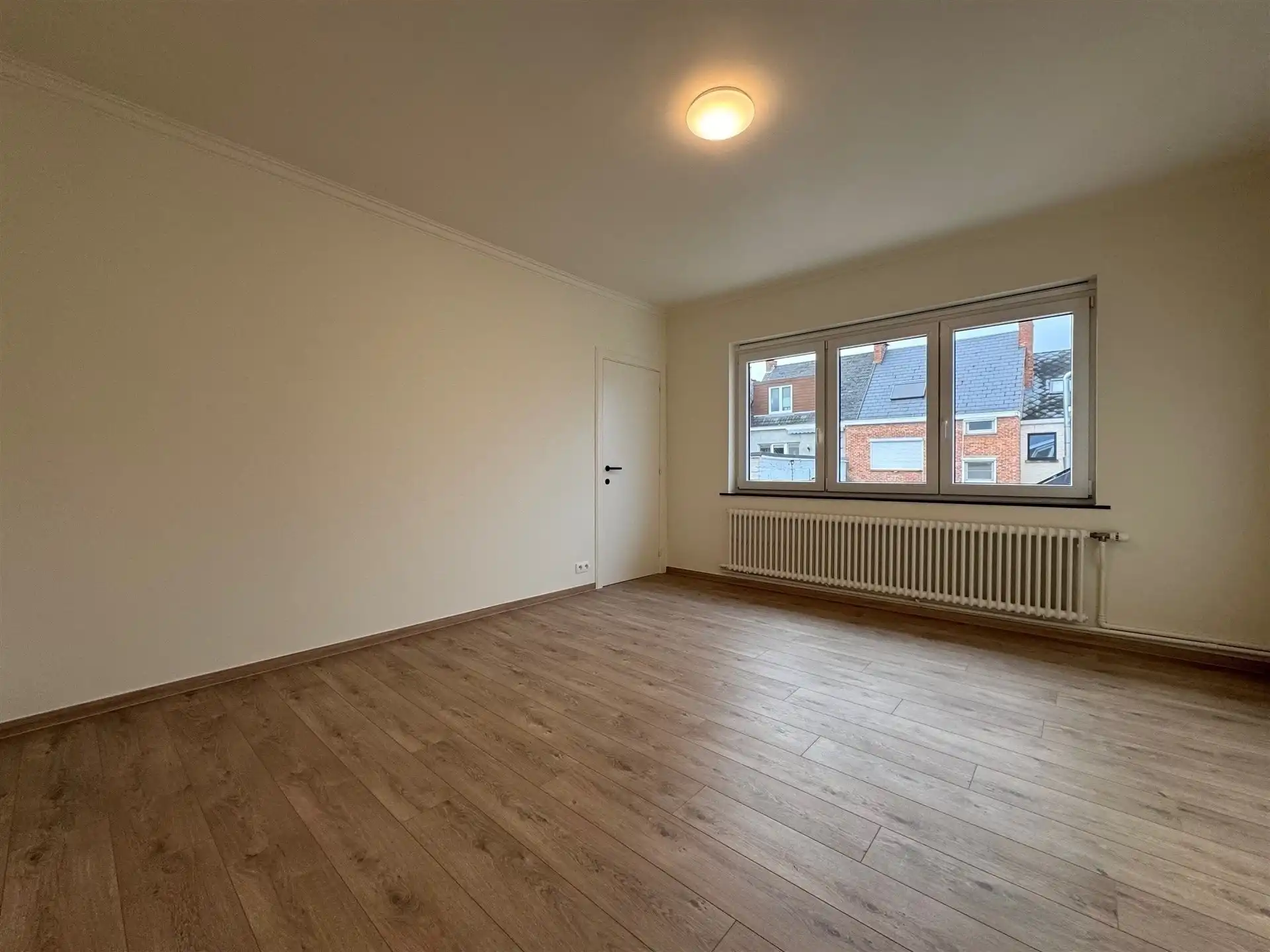 Energiezuinige woning met 3 slaapkamers, tuin en parkeerplaats foto 18
