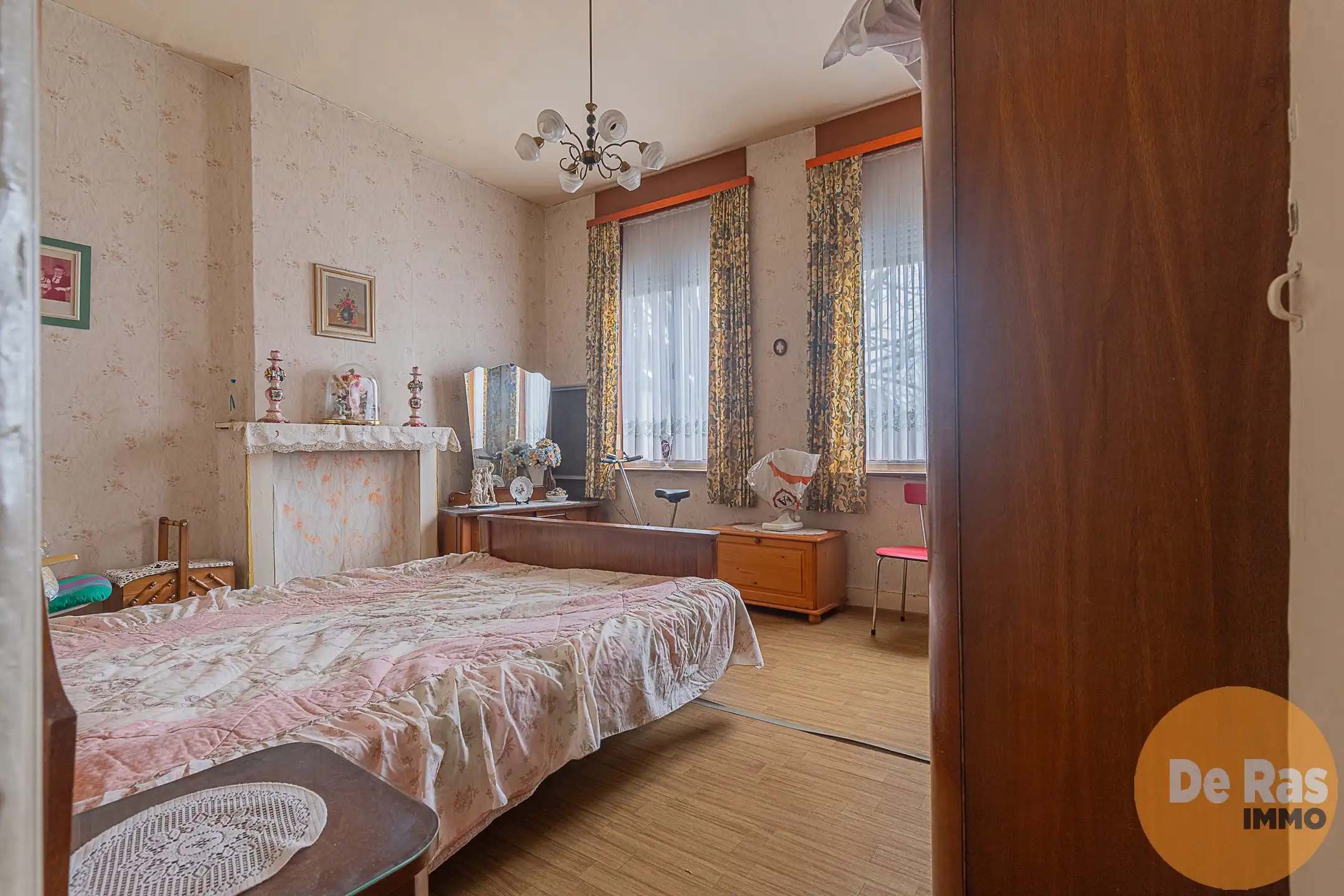 AALST - Te renoveren woning met 2 slpk en koer op topligging foto 12