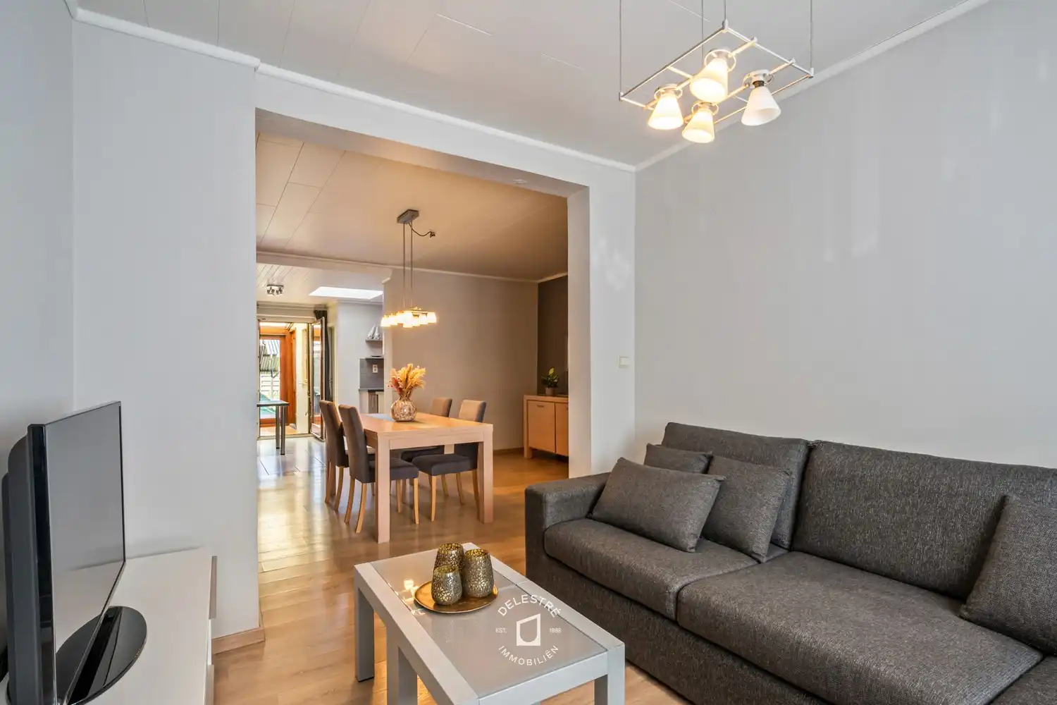 Mooi onderhouden woning in het hart van Ninove, vlakbij het stadspark foto 7