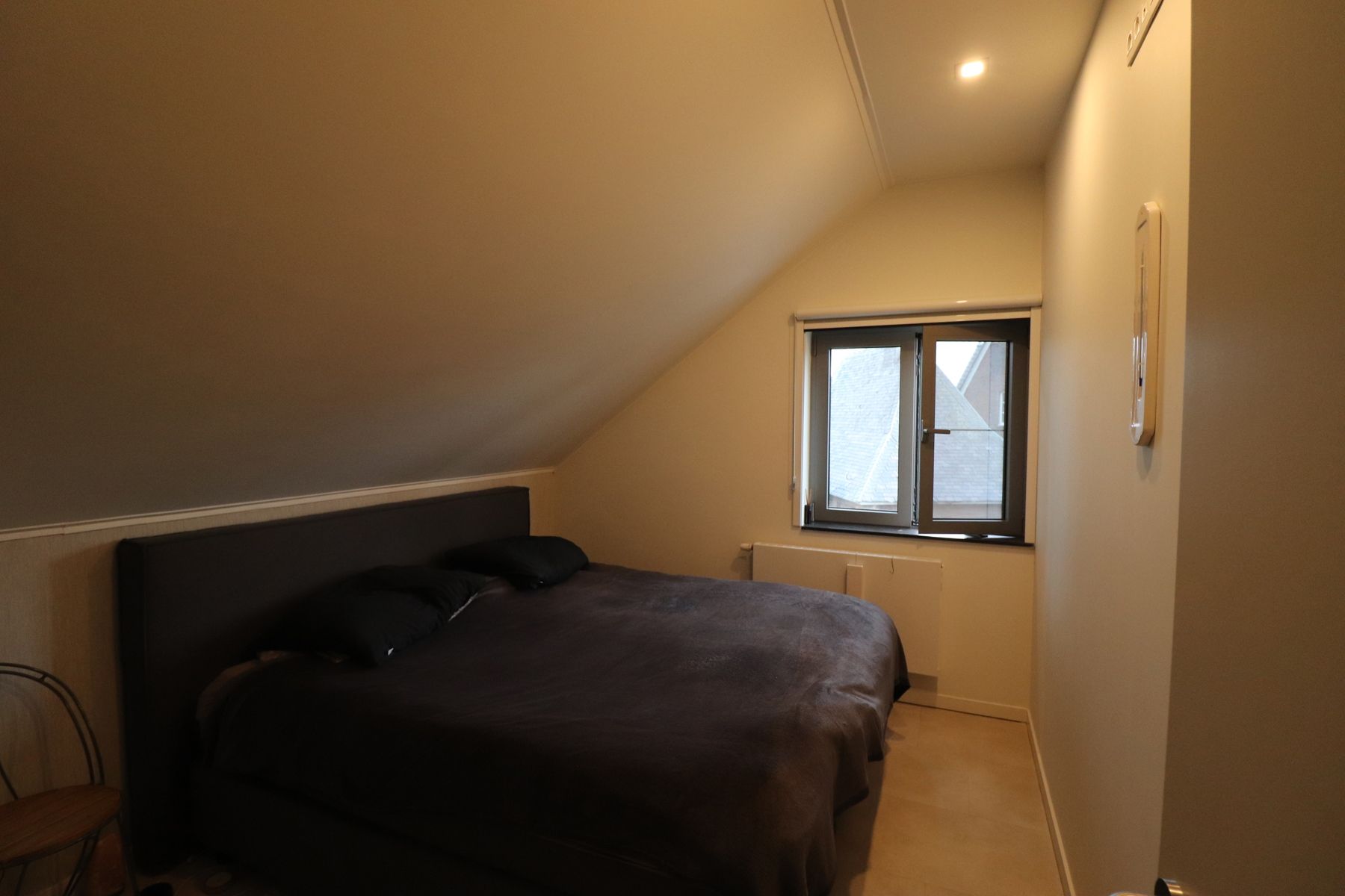 Modern en energiezuinig 2-slaapkamerappartement met carport en ruim terras. foto 10