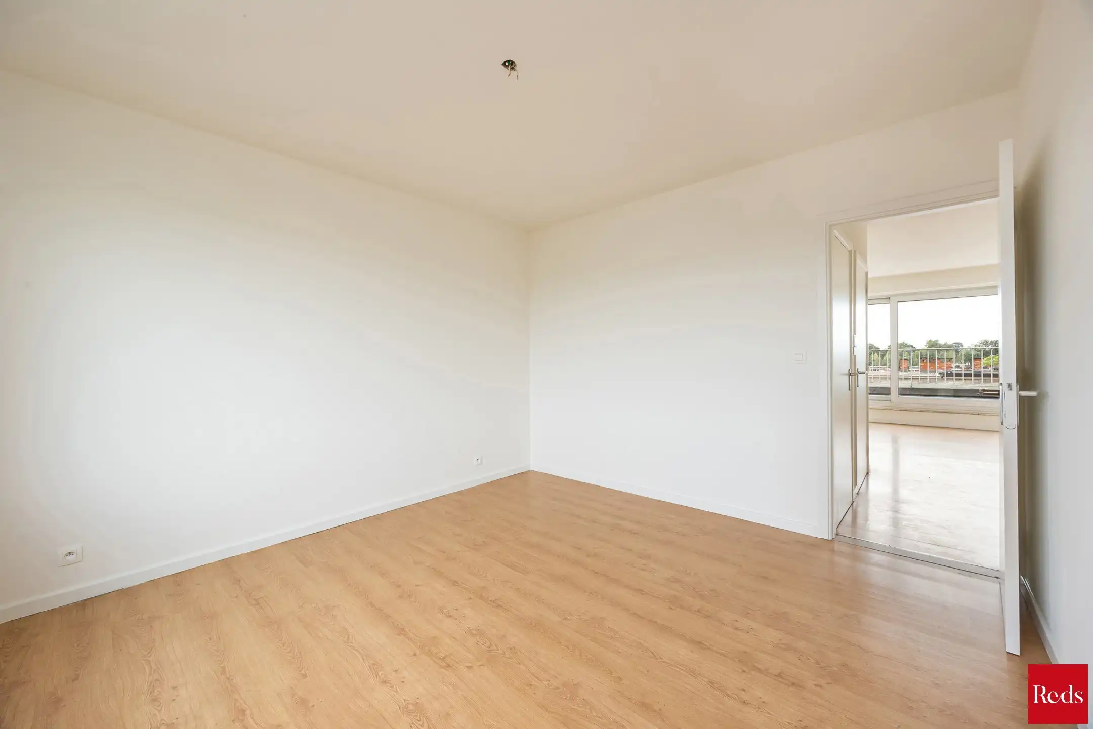 Volledig gerenoveerd appartement in een kleinschalig gebouw foto 12
