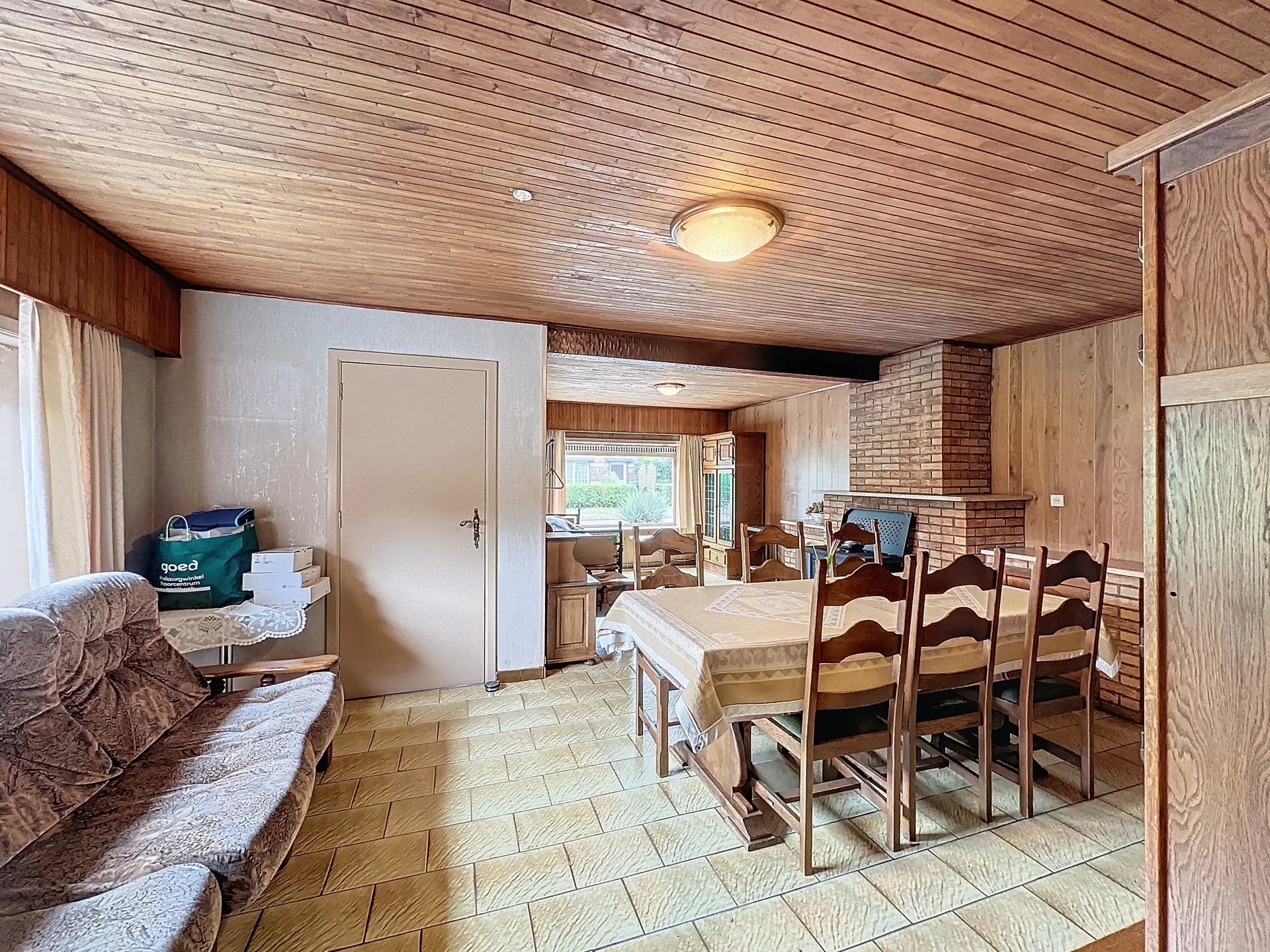Gezellige te renoveren woning op zeer rustige locatie met zicht op groen. foto 5