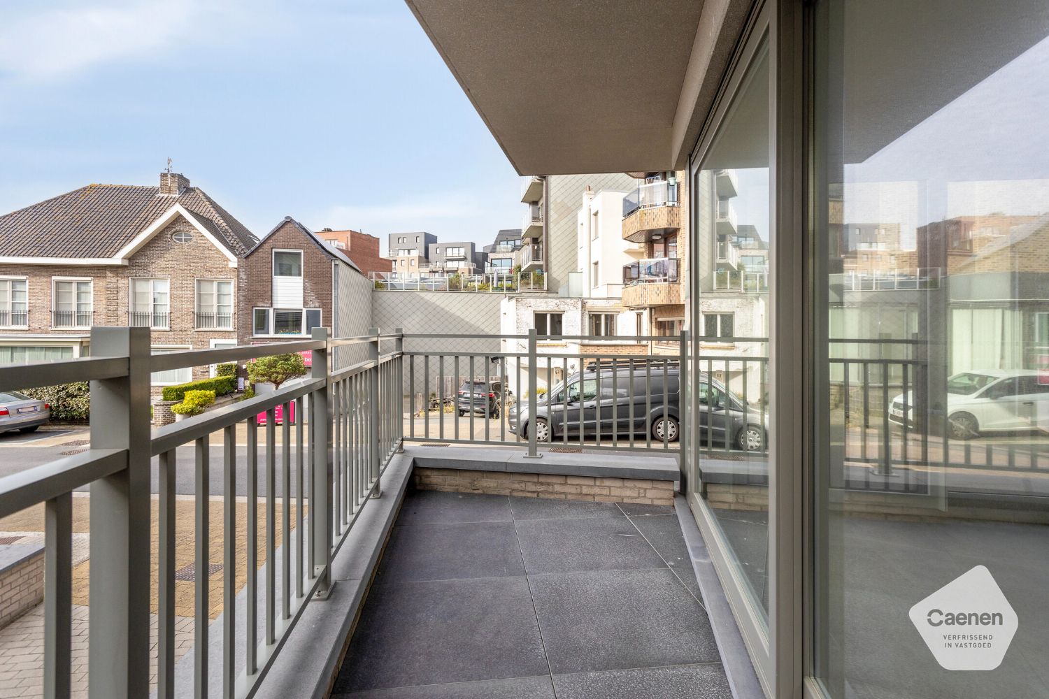 Lichtrijk gelijkvloers nieuwbouwappartement met 1 kamer in hartje Sint-Idesbald foto 15