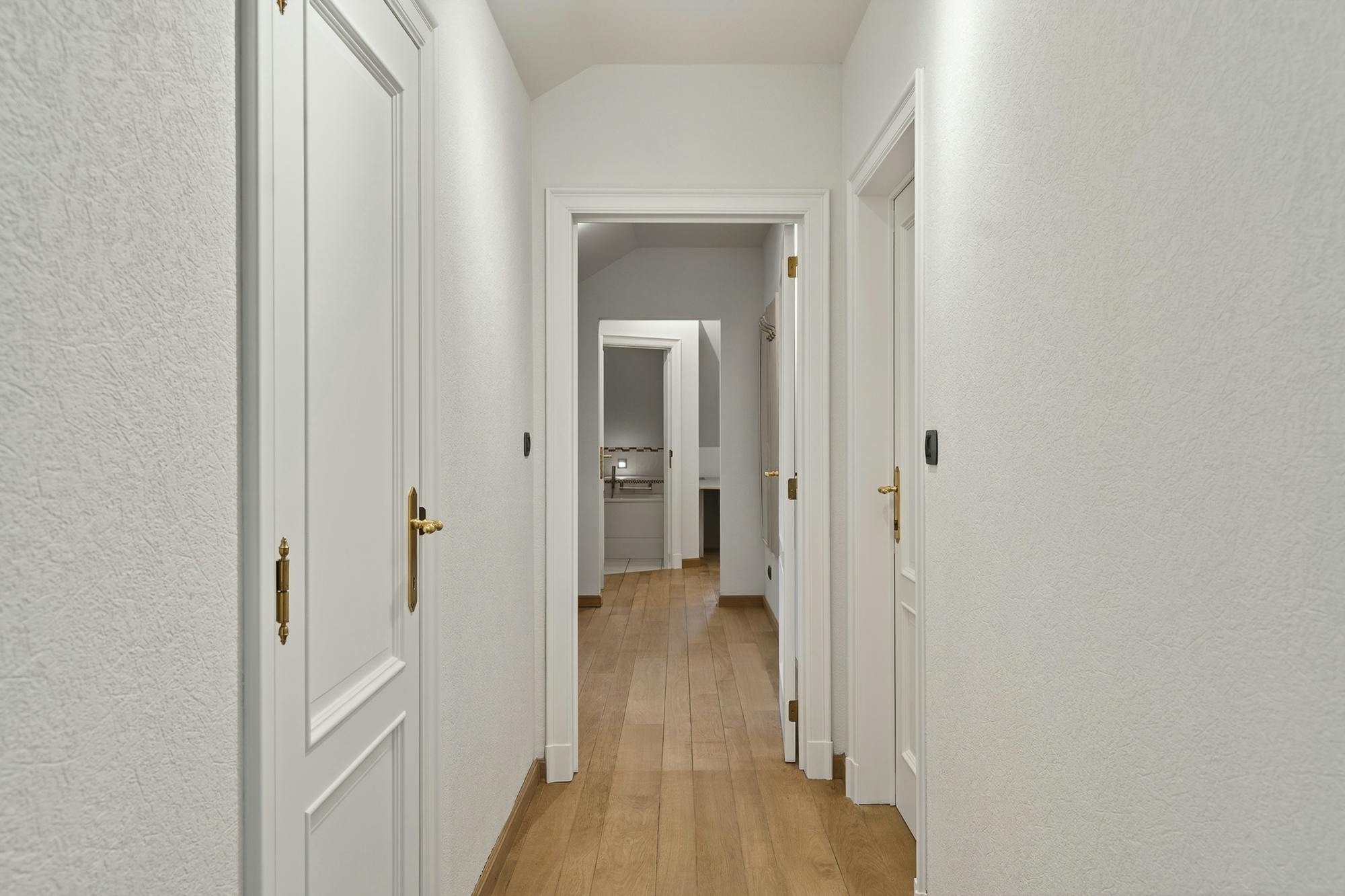 residentieel gelegen villa op 3490 m² te koop in Lichtaart foto 21