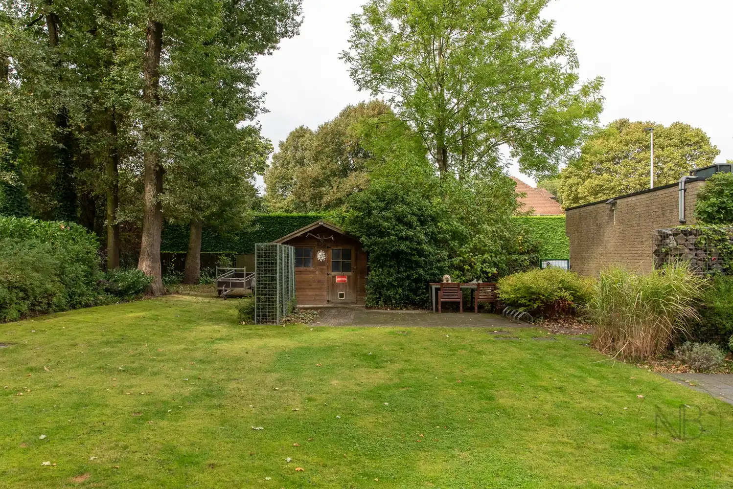 Moderne villa  met zwembad op toplocatie in Genk - instapklaar en future-proof foto 39