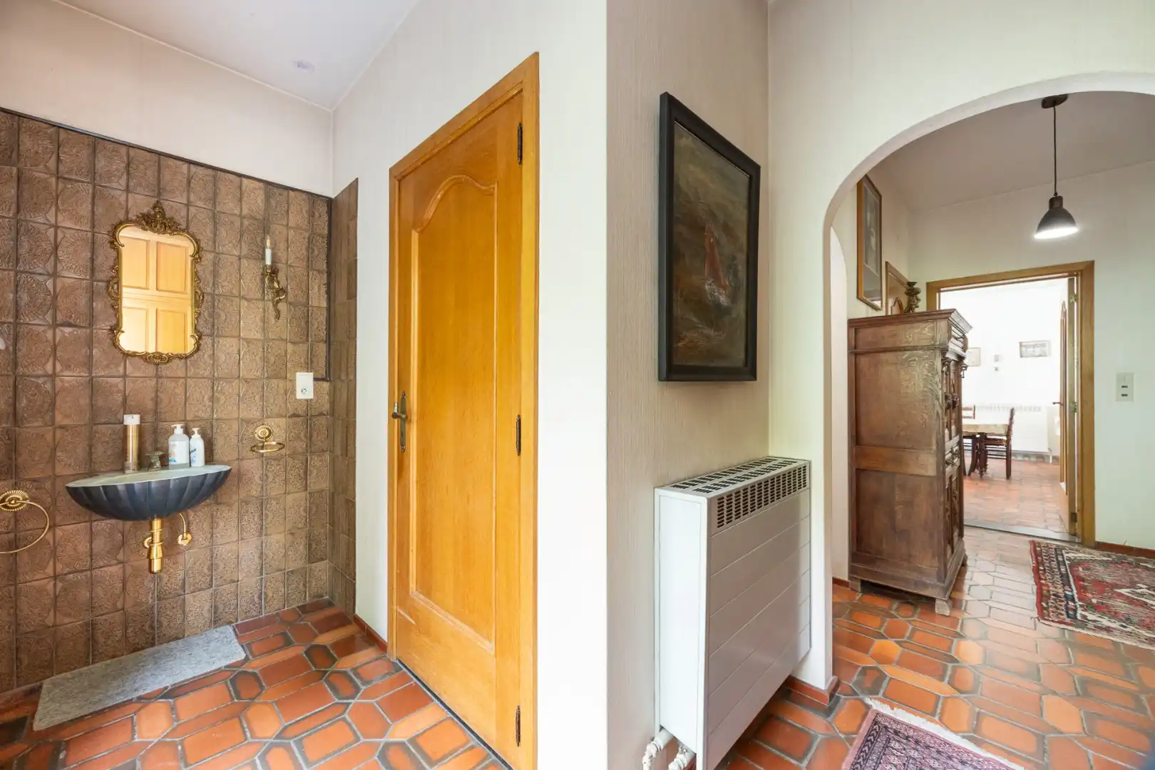 Villa met praktijkruimte en dubbele garage op riant perceel van 2.010 m² te Schoten foto 10