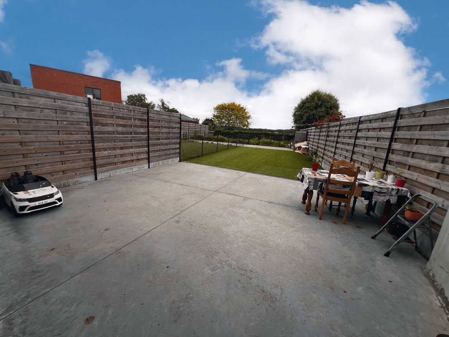 WONING MET 2 SLAAPKAMERS, TERRAS EN TUIN IN VOORMEZELE foto 3