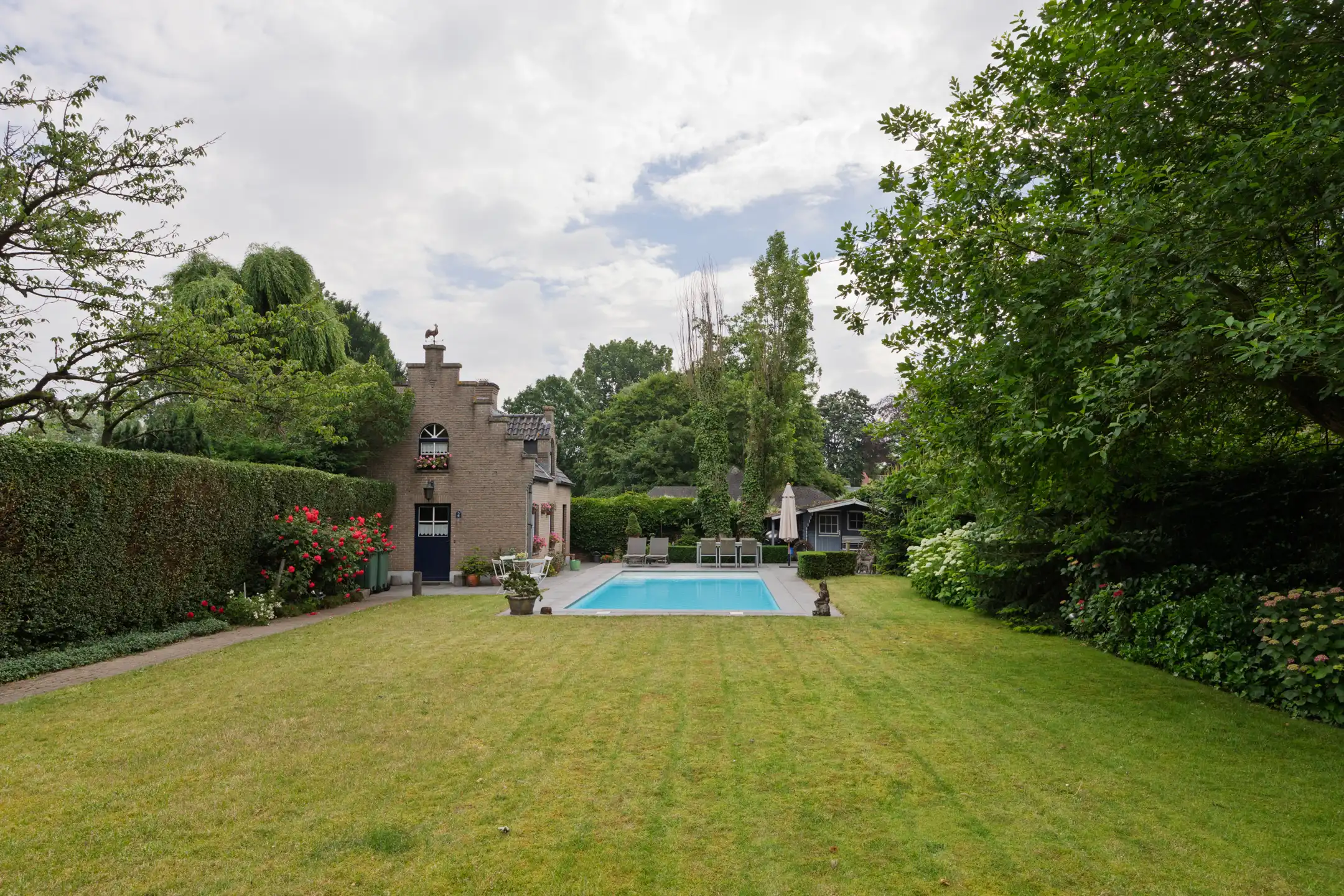 ANTWERPEN BERENDRECHT - Karaktervolle villa met zwembad foto 24