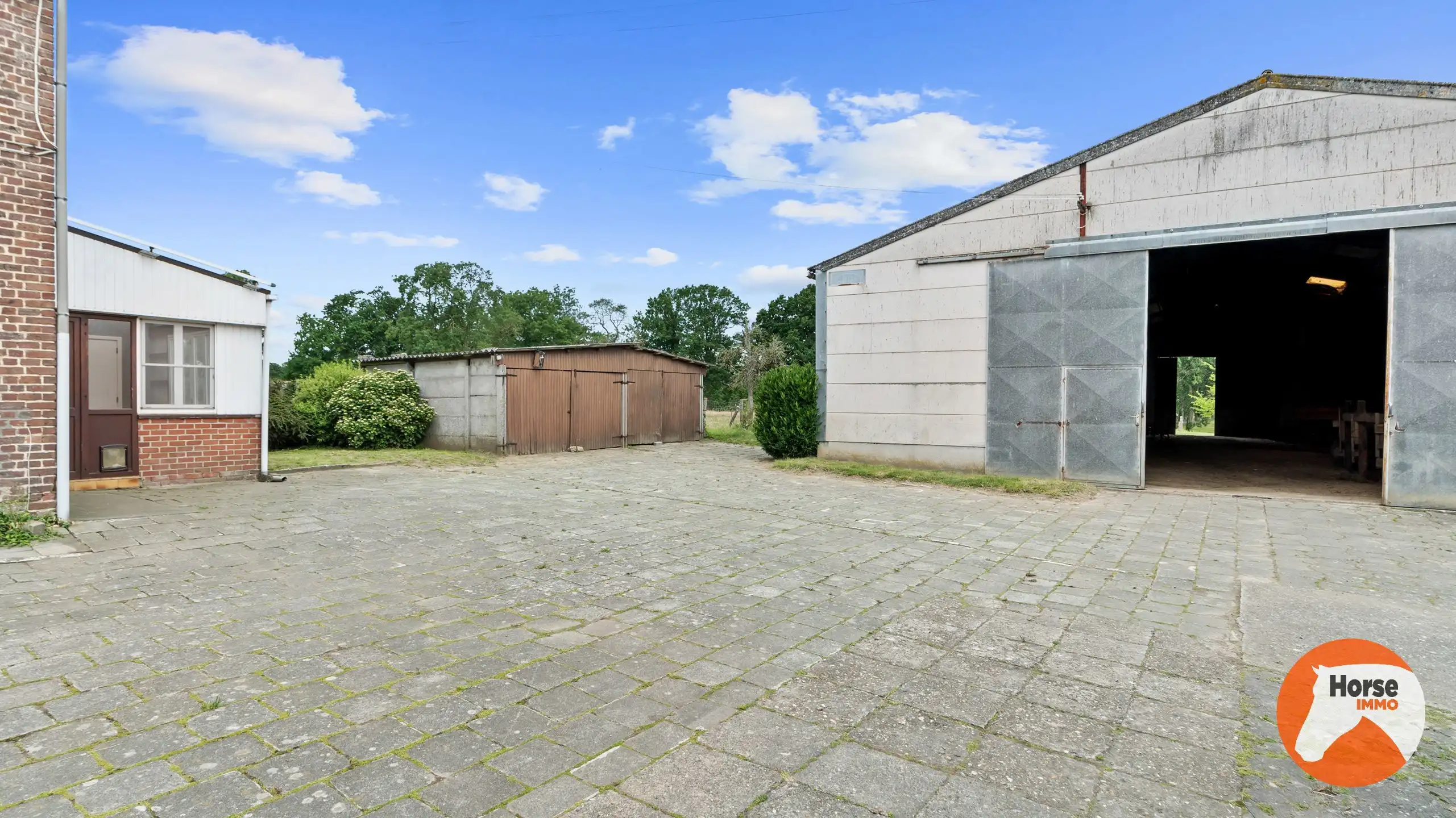 ERPE-MERE - Charmante hoeve met ruime loods op 1,33HA foto 9