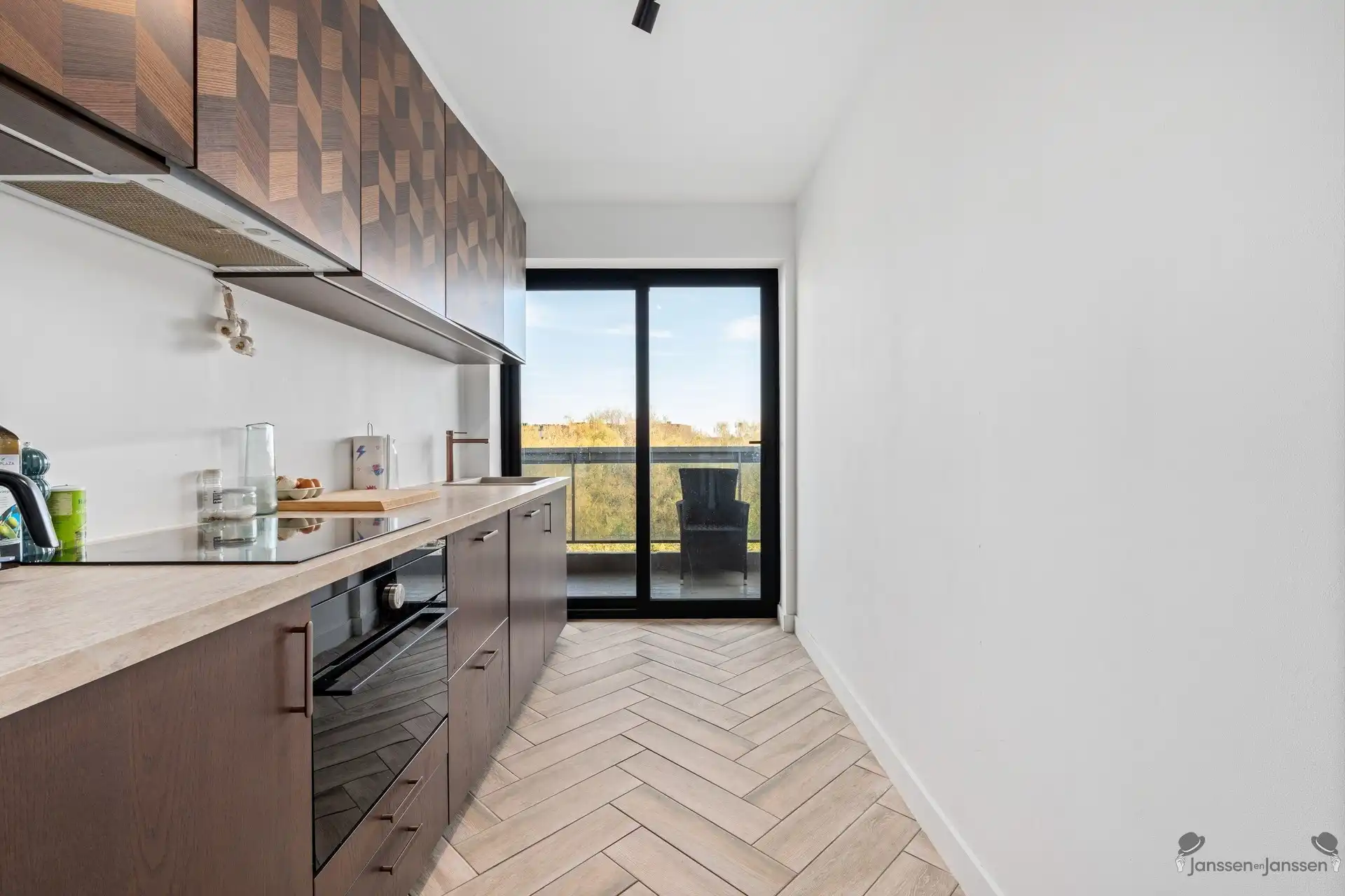 Gerenoveerd appartement  foto 6