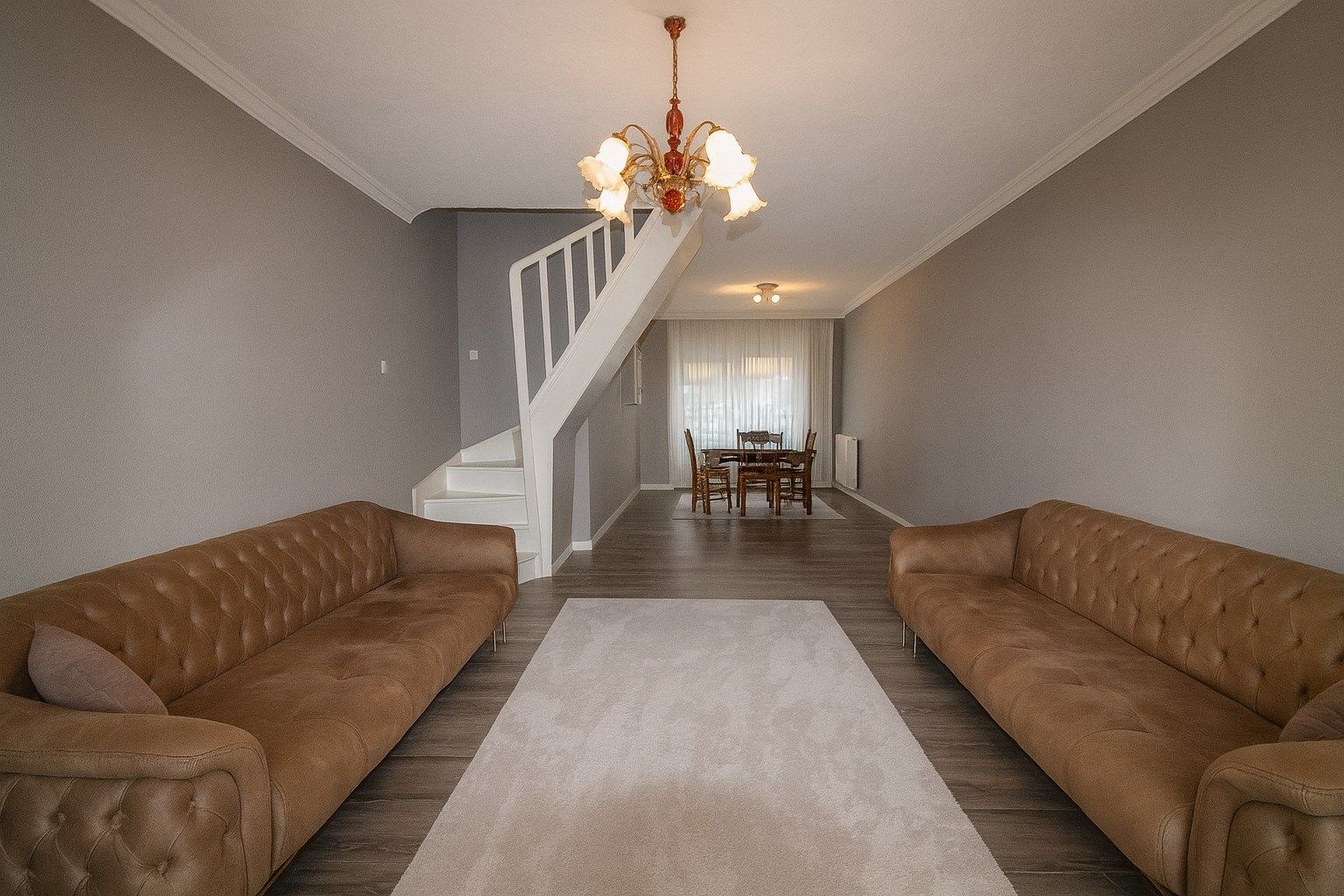 Te koop: Instapklare centraal gelegen gezinswoning met 4 slaapkamers én EPC B in hartje Sint-Niklaas! foto 3