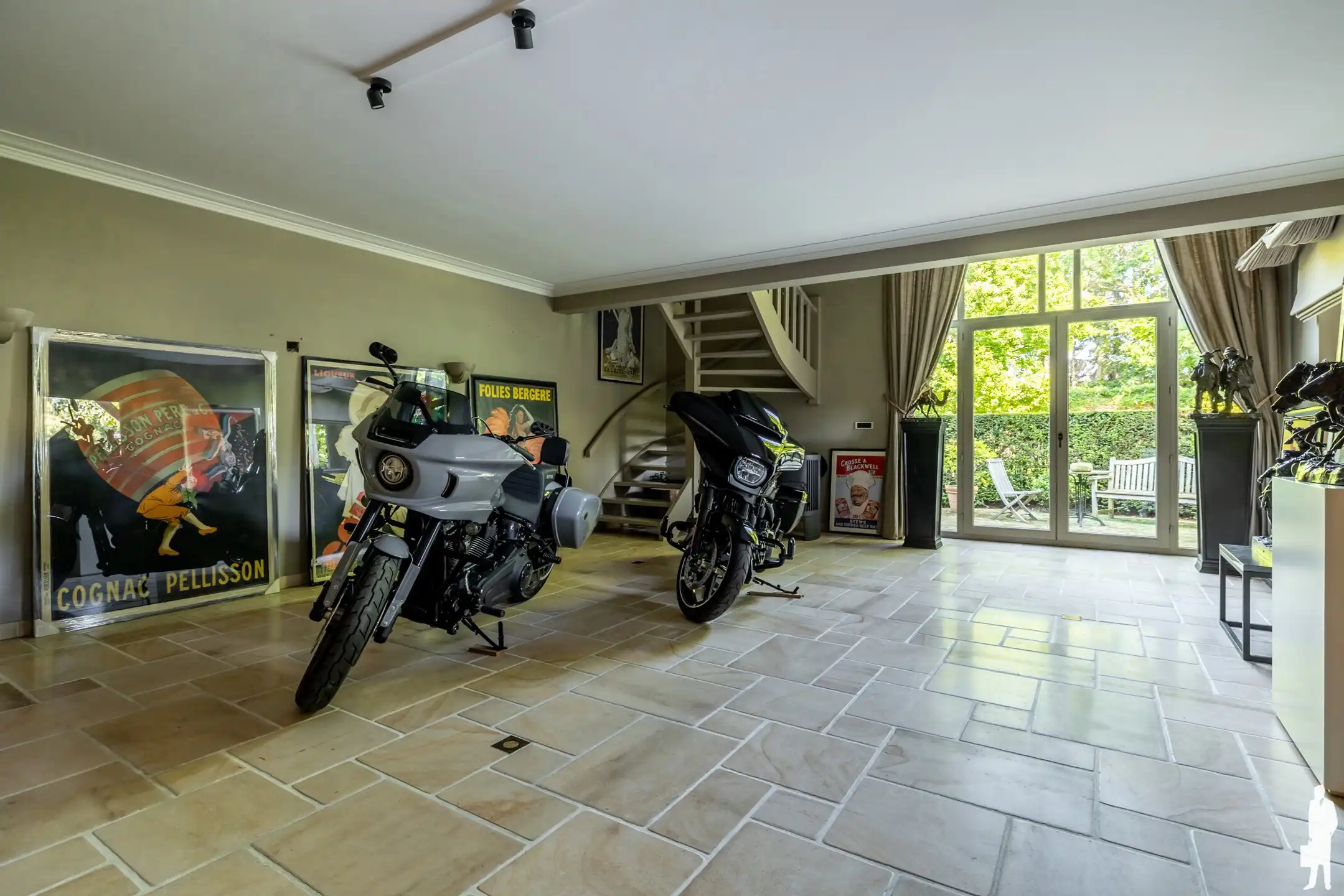 Prachtige villa met een bewoonbare oppervlakte van 512 m² foto 19