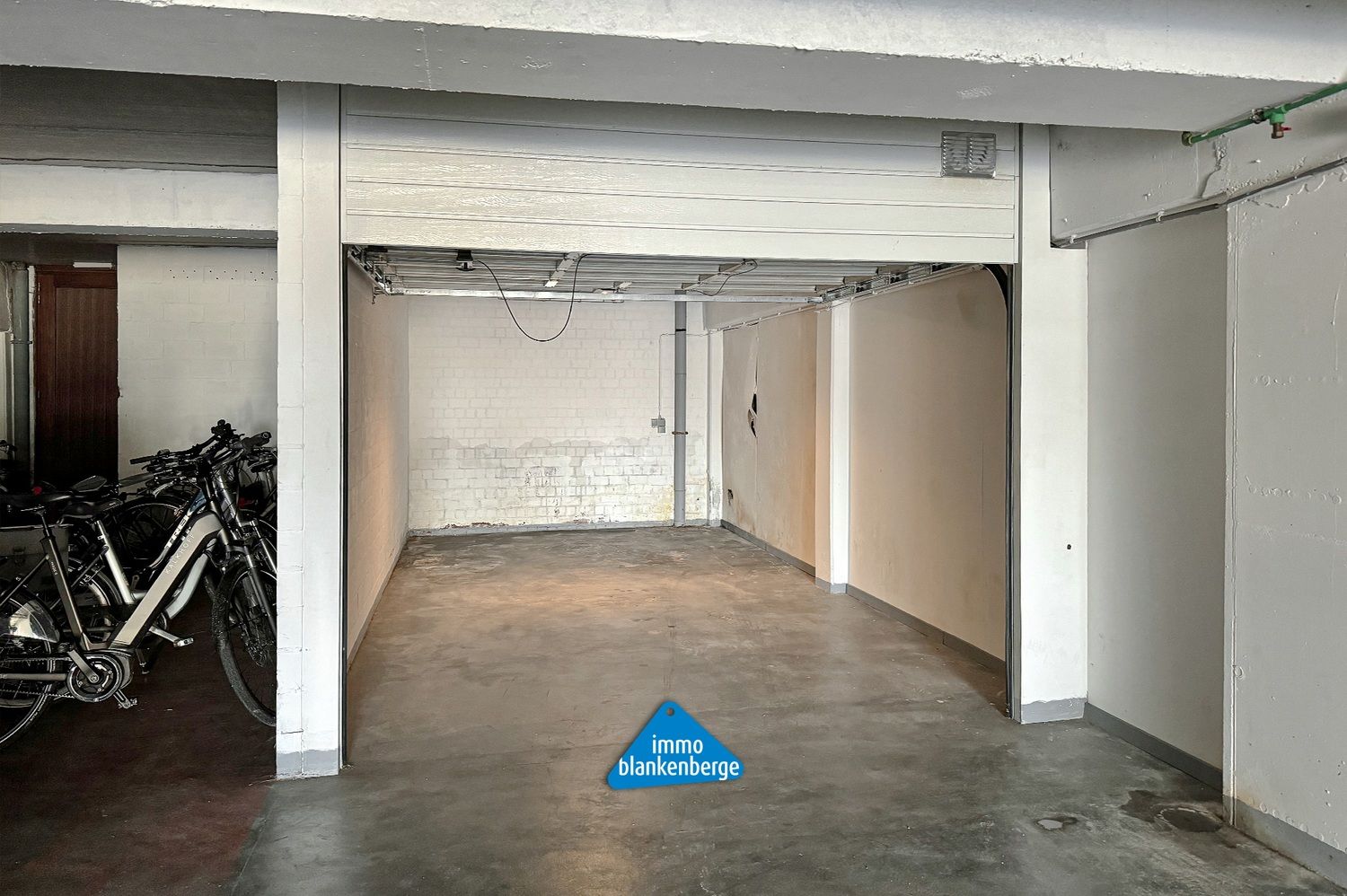 Uniek appartement met adembenemende zichten, met garagebox en parkeerplaats foto 26