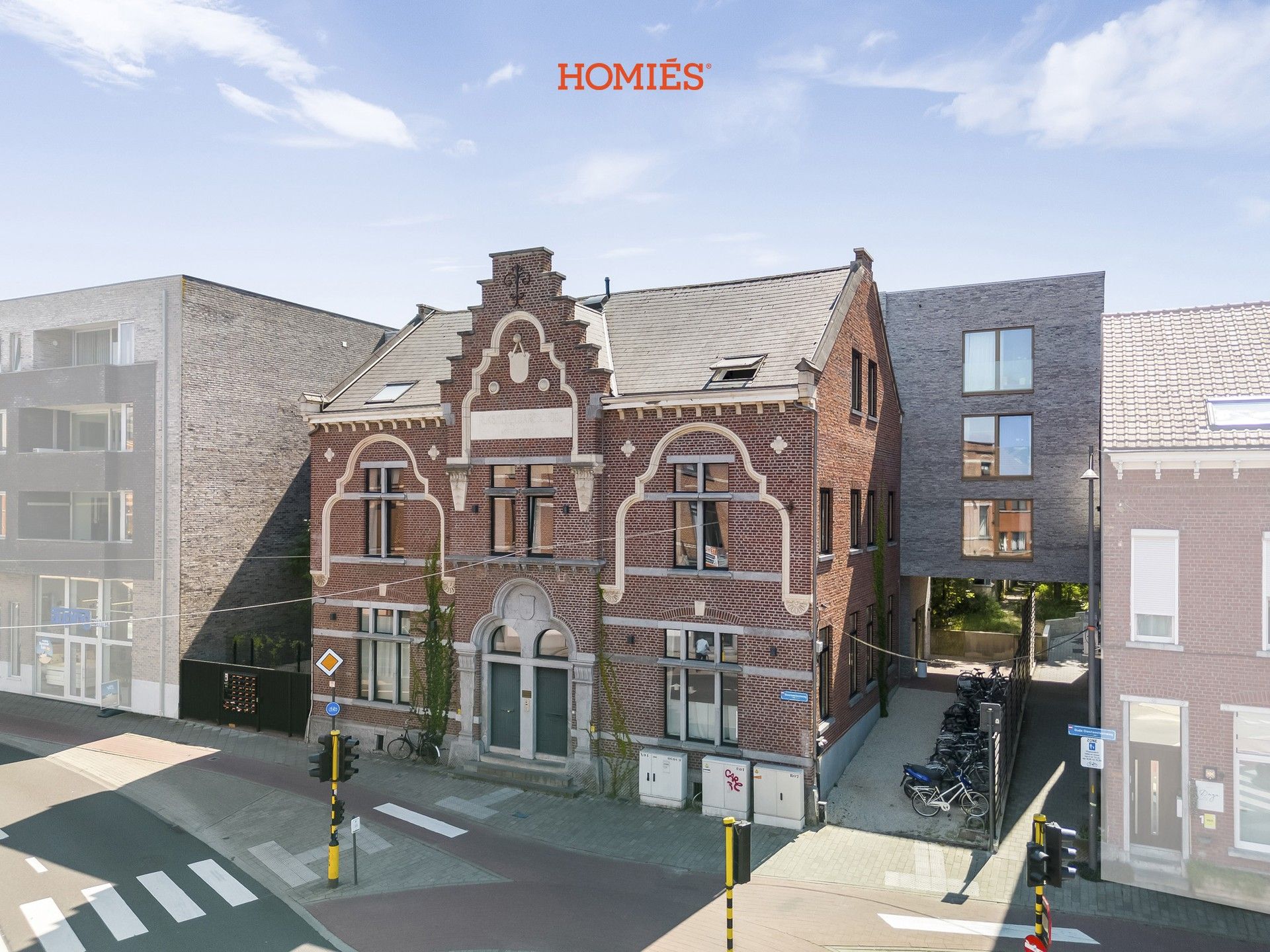 Bemeubelde flats met alle comfort foto 10