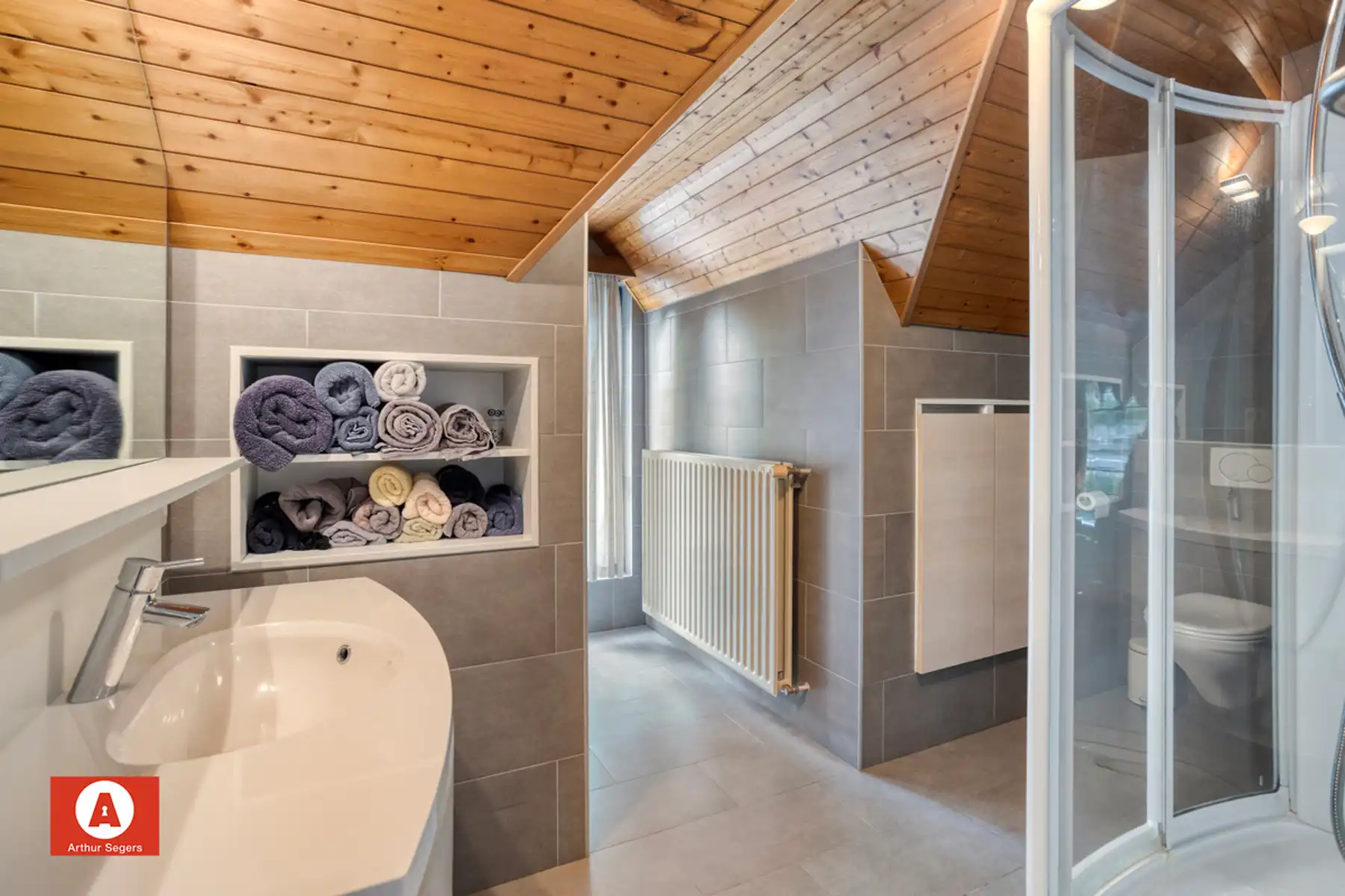 !!! IN OPTIE !!! Instapklare open bebouwing met garage op centrale ligging foto 16