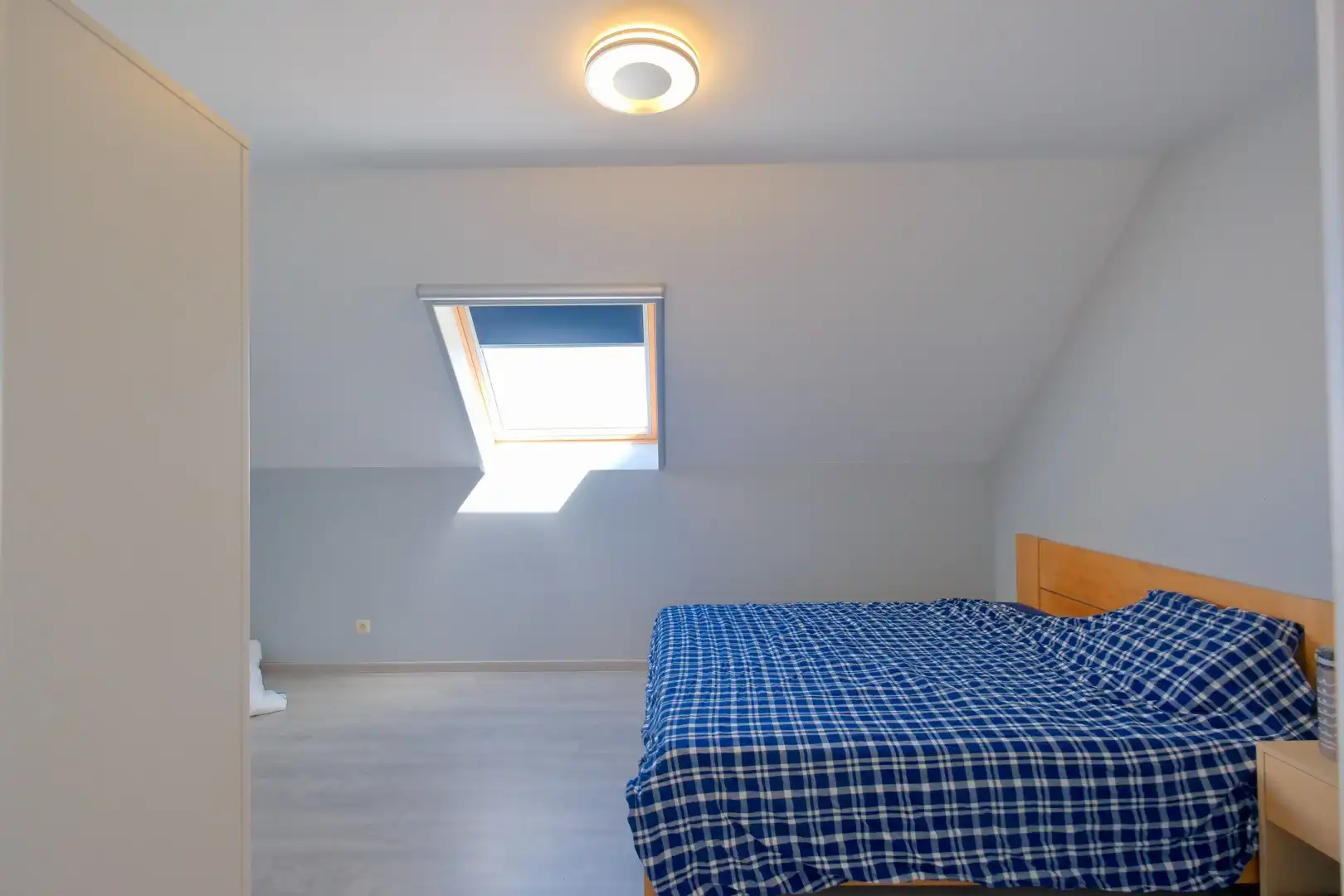 Recente bel-etage met 3 slpks, ruim terras en staanplaats foto 18