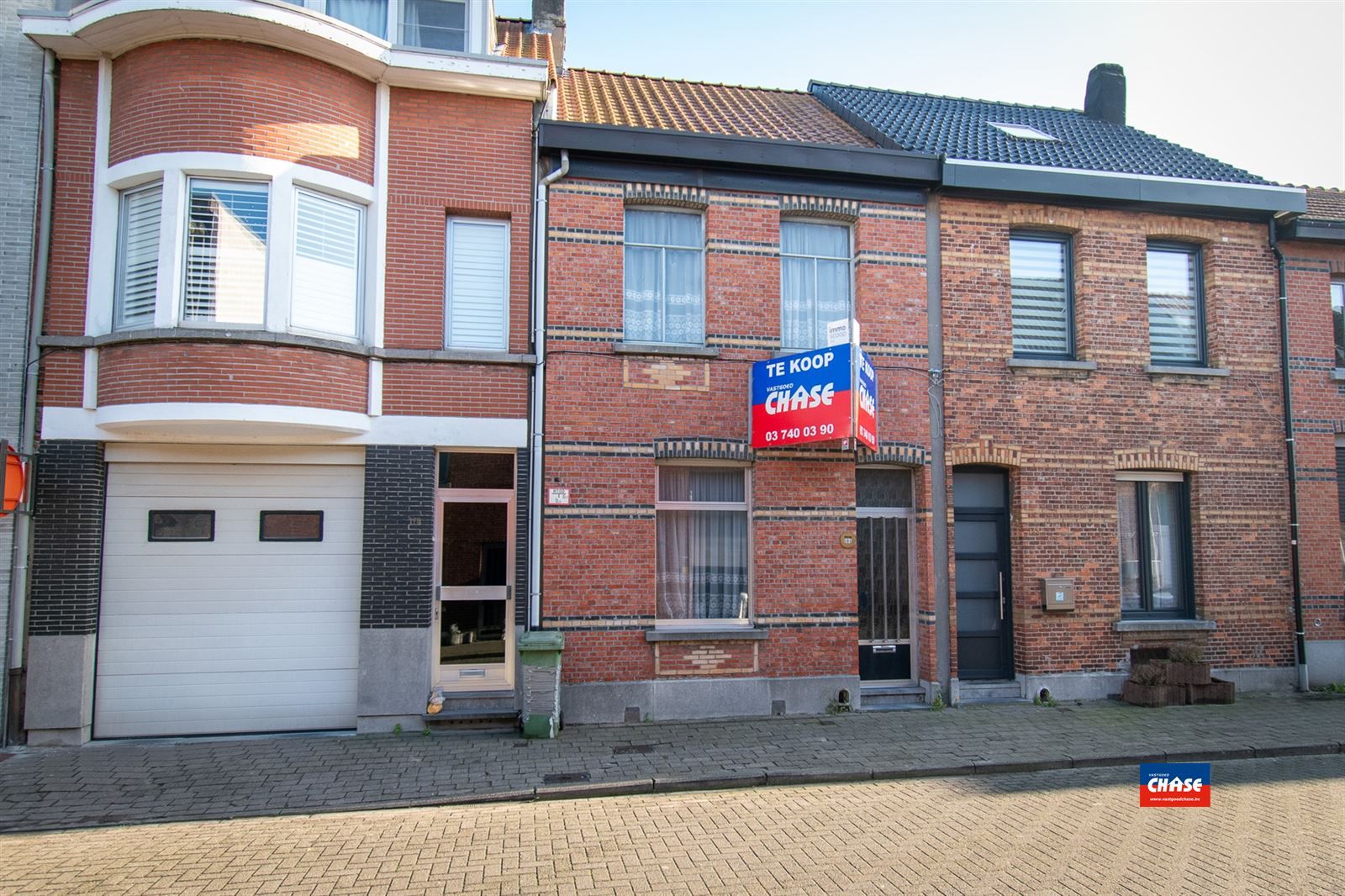 Hoofdfoto van de publicatie: Te renoveren woning met 2 tot 3 slaapkamers en tuin