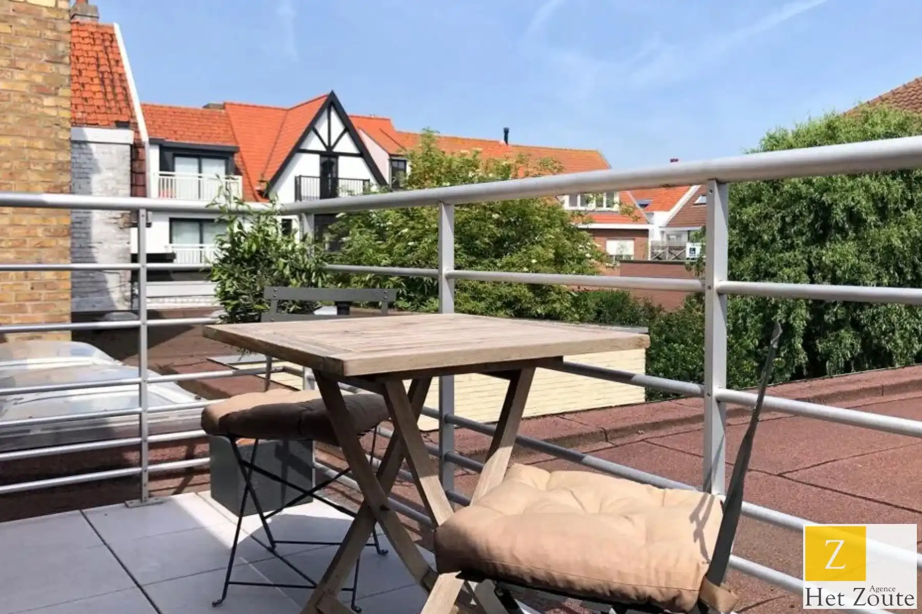 Moderne woning in hartje Oud Knokke foto {{pictureIndex}}