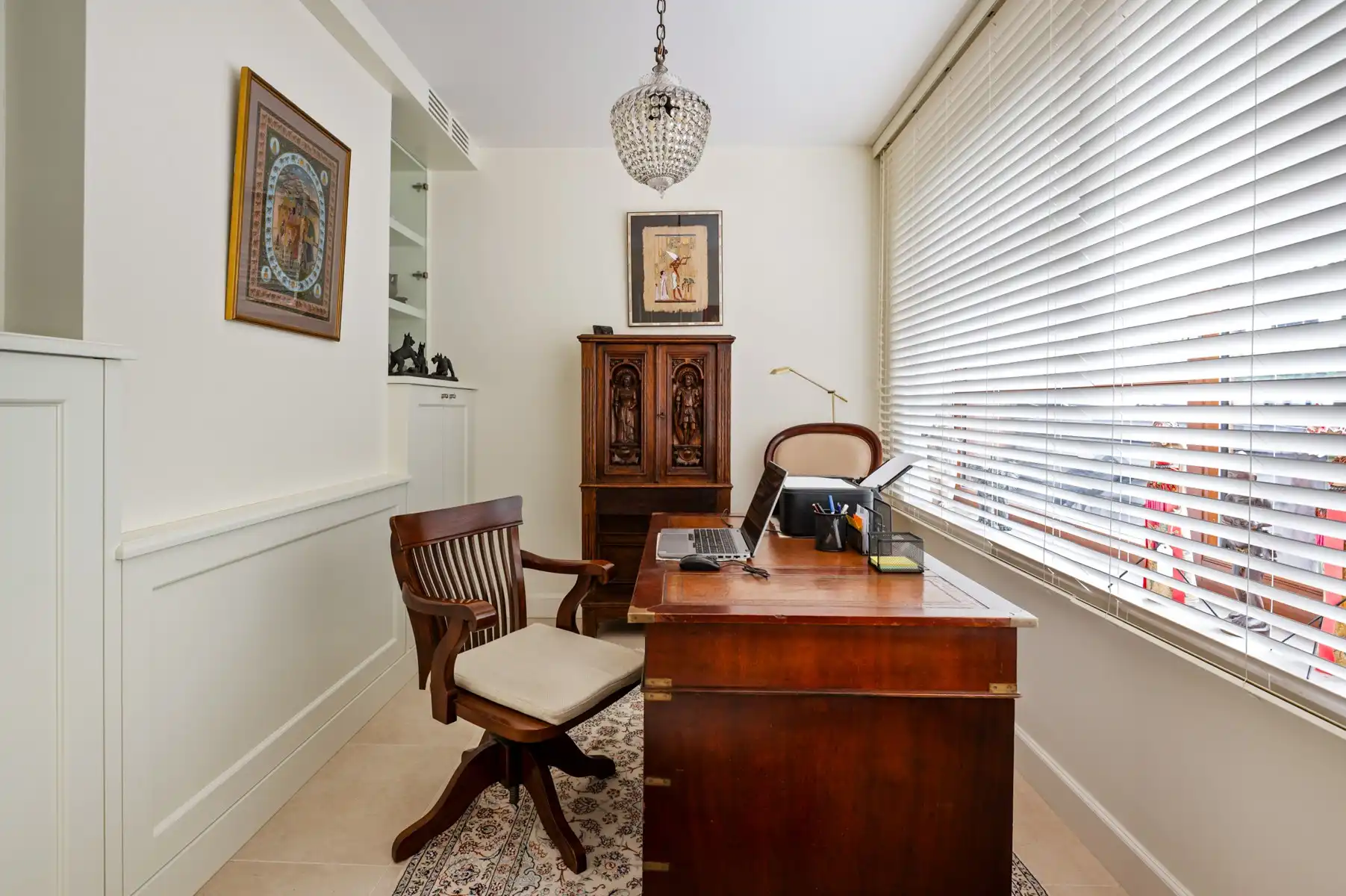 Gelijkvloers appartement met 2 slaapkamers, bureau en terras foto 24
